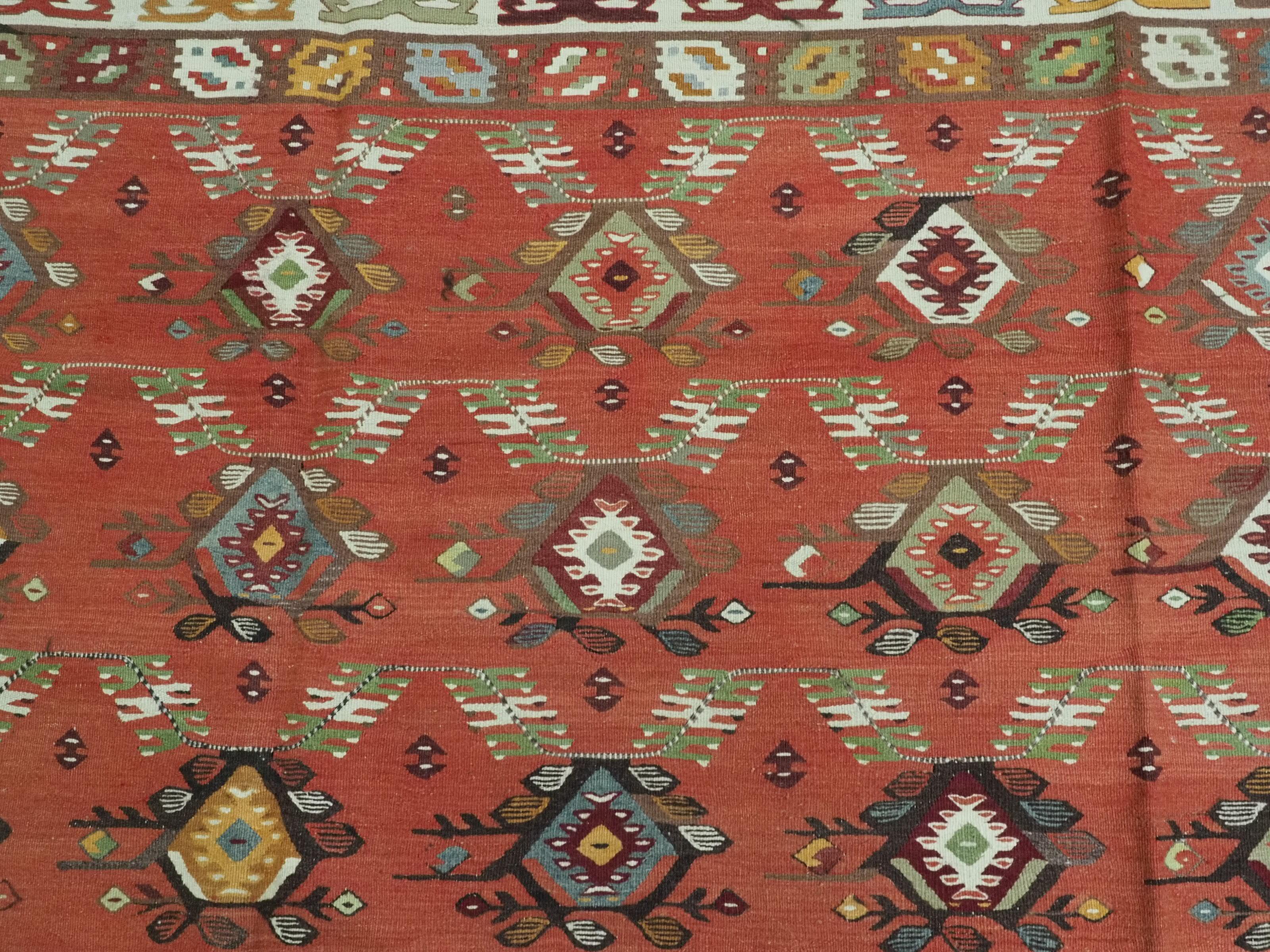 Ancien kilim Pirot / Sarkoy à motifs répétitifs traditionnels, vers 1920 en vente 2