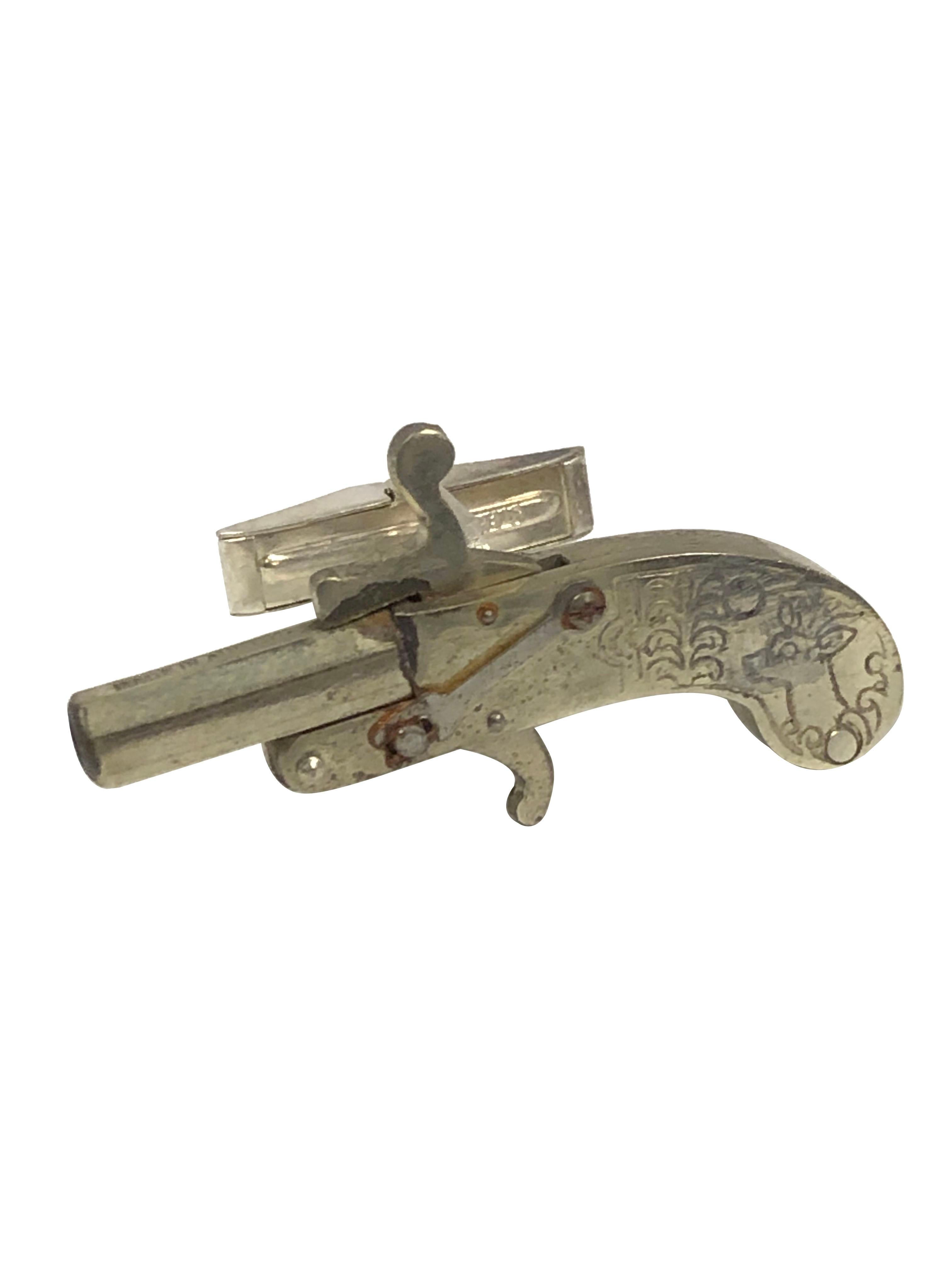 Boutons de manchette en forme de pistolet antique Unisexe en vente