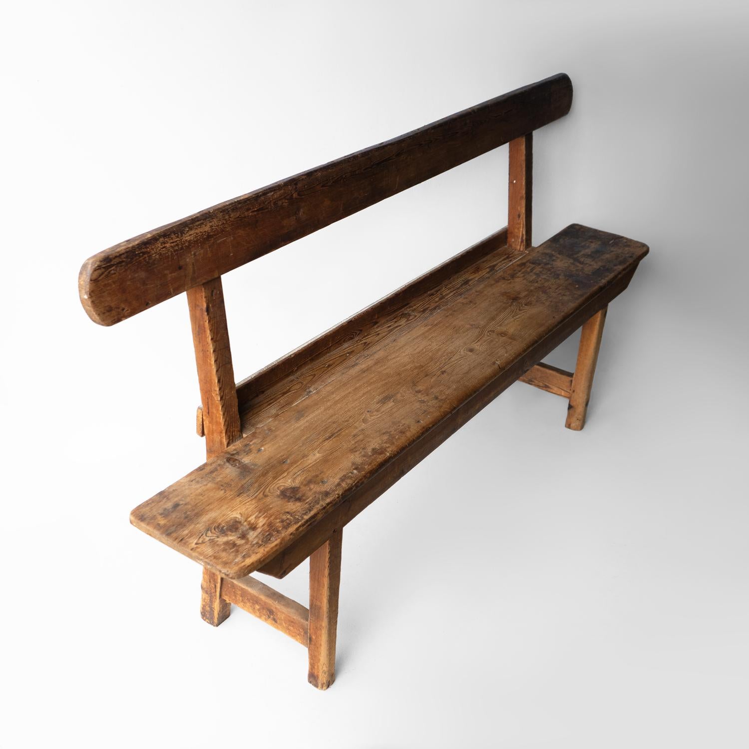 Pin Ancien banc de moulin en pin et bois de textile, début du 20e siècle en vente