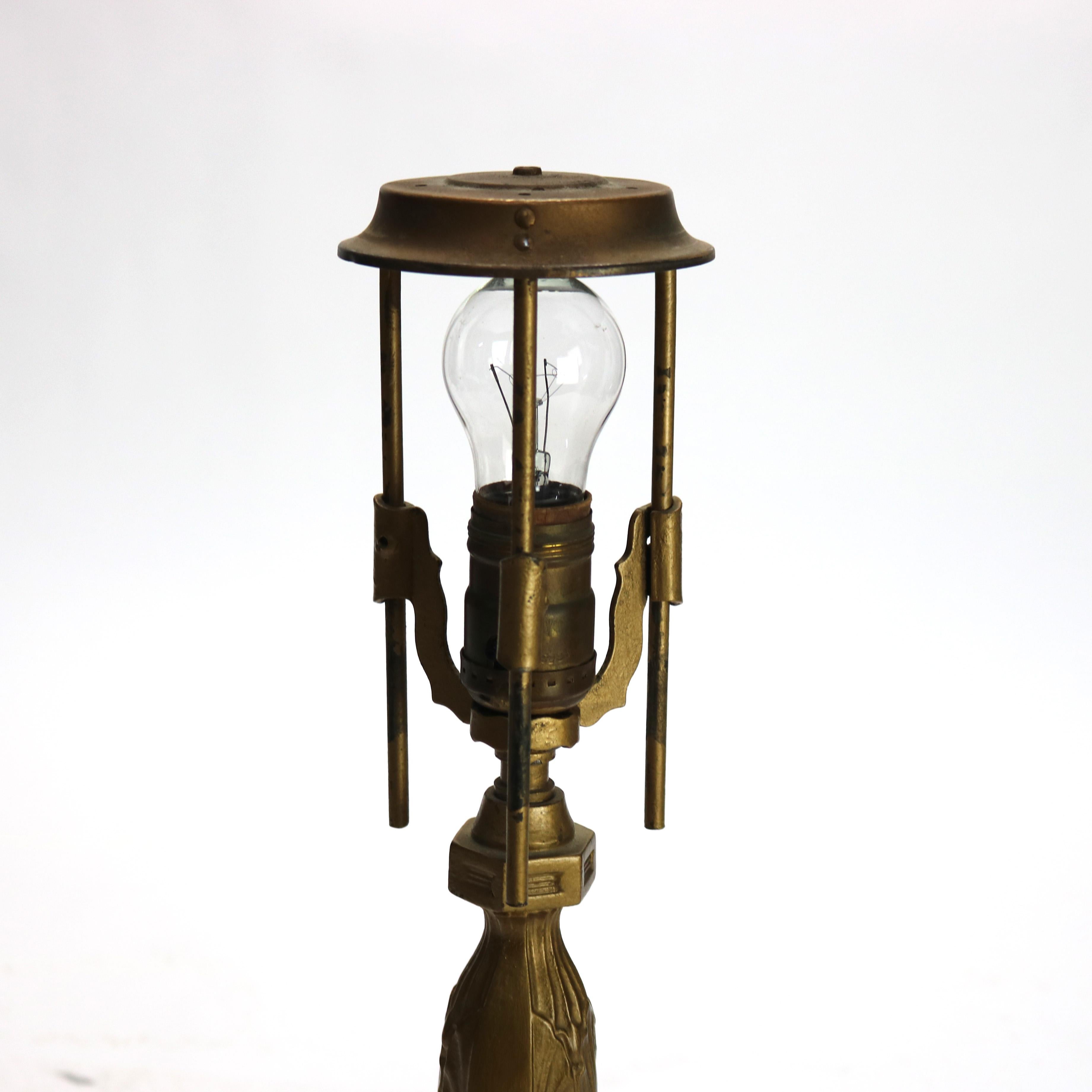 Antica lampada da tavolo Pittsburg in lino Foldes dipinta a rovescio con paesaggio C1920 in vendita 2