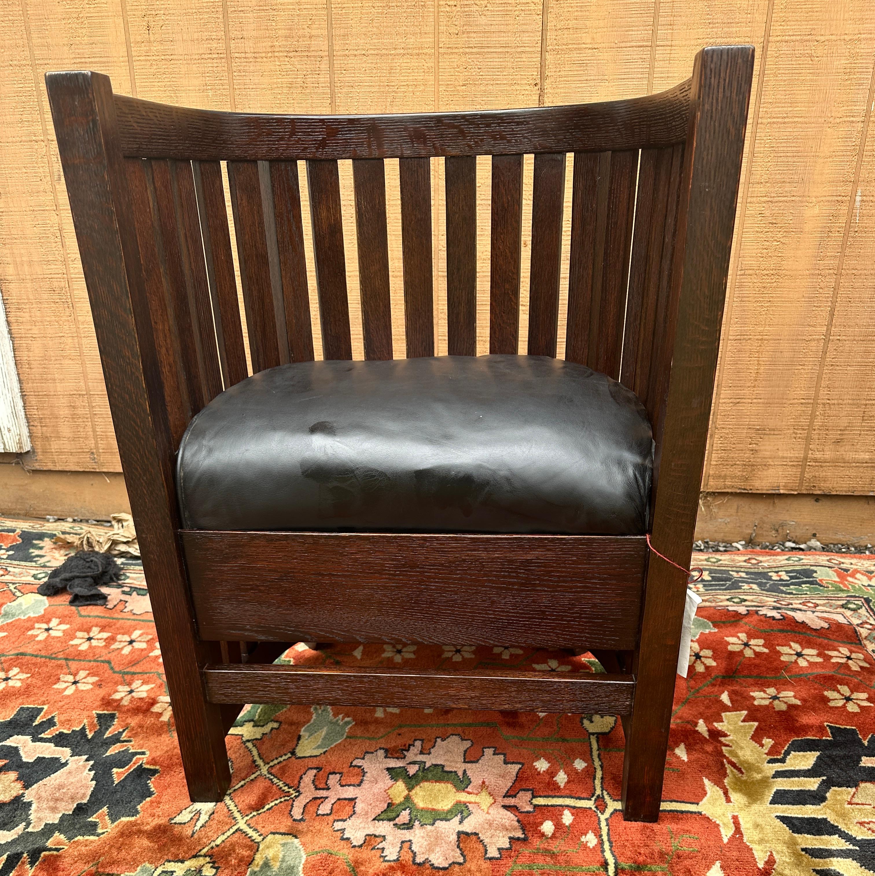 ANTIQUE PLAIL BROTHERS  Even Arm, High Back Barrel Chair - Stickley era - W4844 For Sale 5