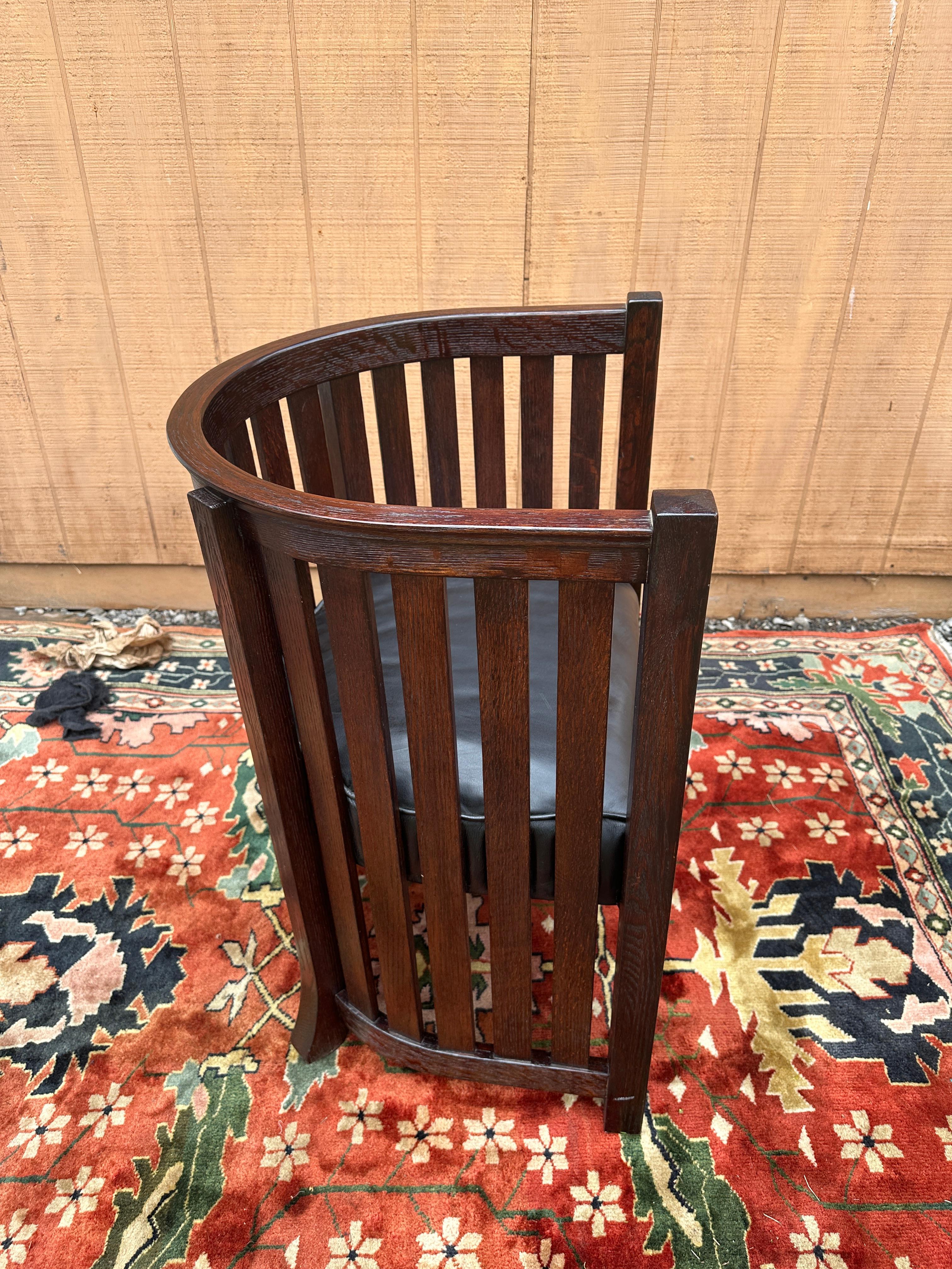 20th Century ANTIQUE PLAIL BROTHERS  Even Arm, High Back Barrel Chair - Stickley era - W4844 For Sale