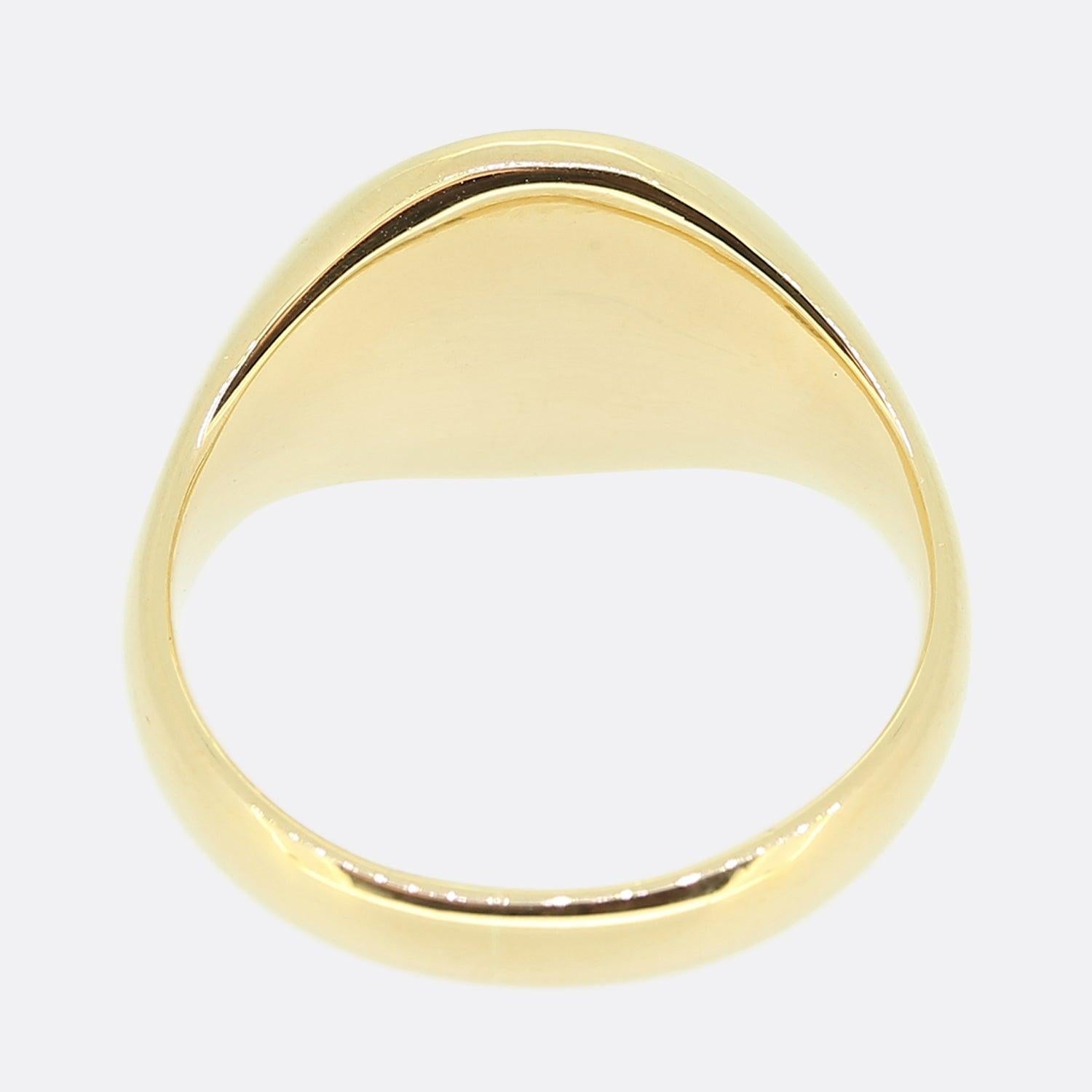 Women's Antique Plain Oval Signet Ring For Sale