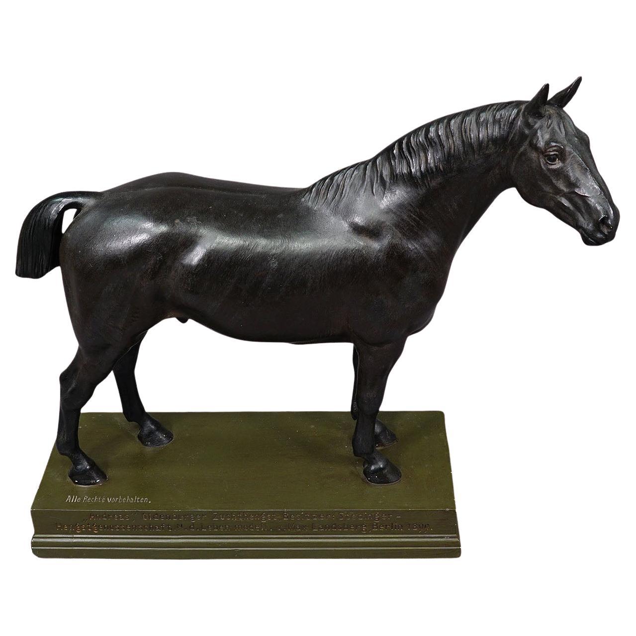 Antica statua in gesso di uno stallone da riproduzione - di Max Landsberg 1899
