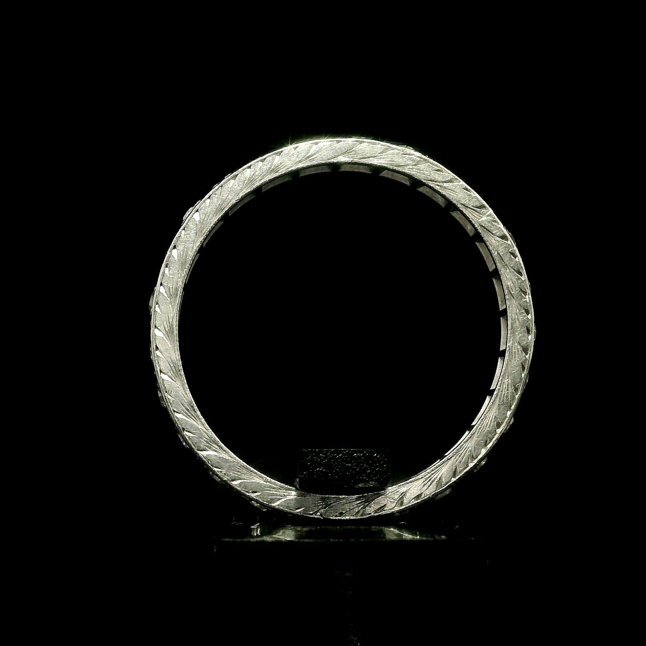 Antique Platinum 0.30ctw Diamond Engraved Sided Stack Eternity Band Ring sz 6.5 In Good Condition For Sale In Montclair, NJ
