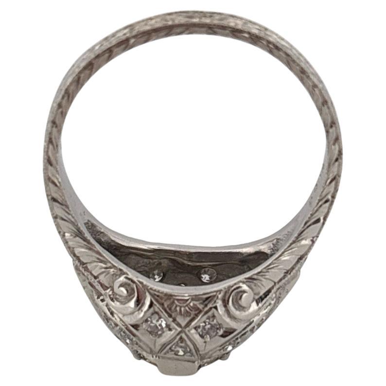 Bague ancienne en platine 0,75 carat centre diamant taille européenne et 0,32 saphir en vente 3