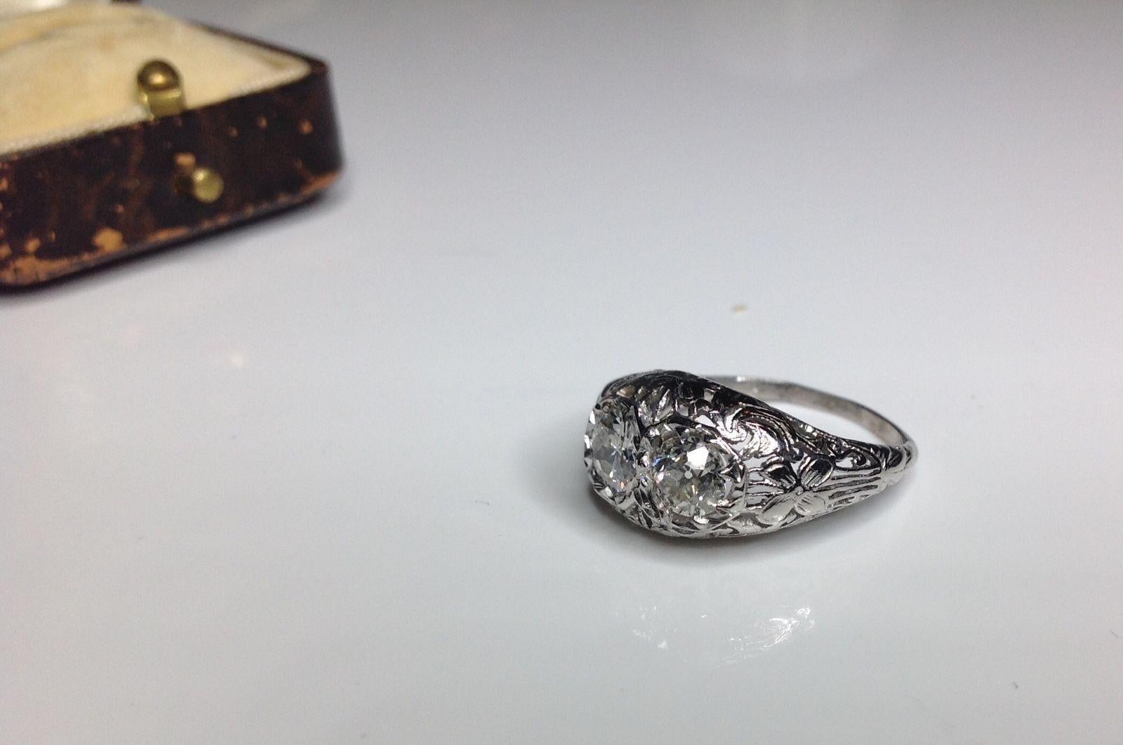 Antique Platinum 1.00 Carat Old European Cut Natural Diamond Engagement Ring For Sale 7