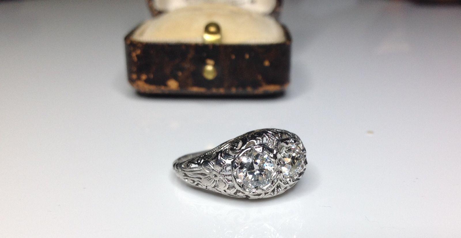 Antique Platinum 1.00 Carat Old European Cut Natural Diamond Engagement Ring In Excellent Condition For Sale In Houston, TX
