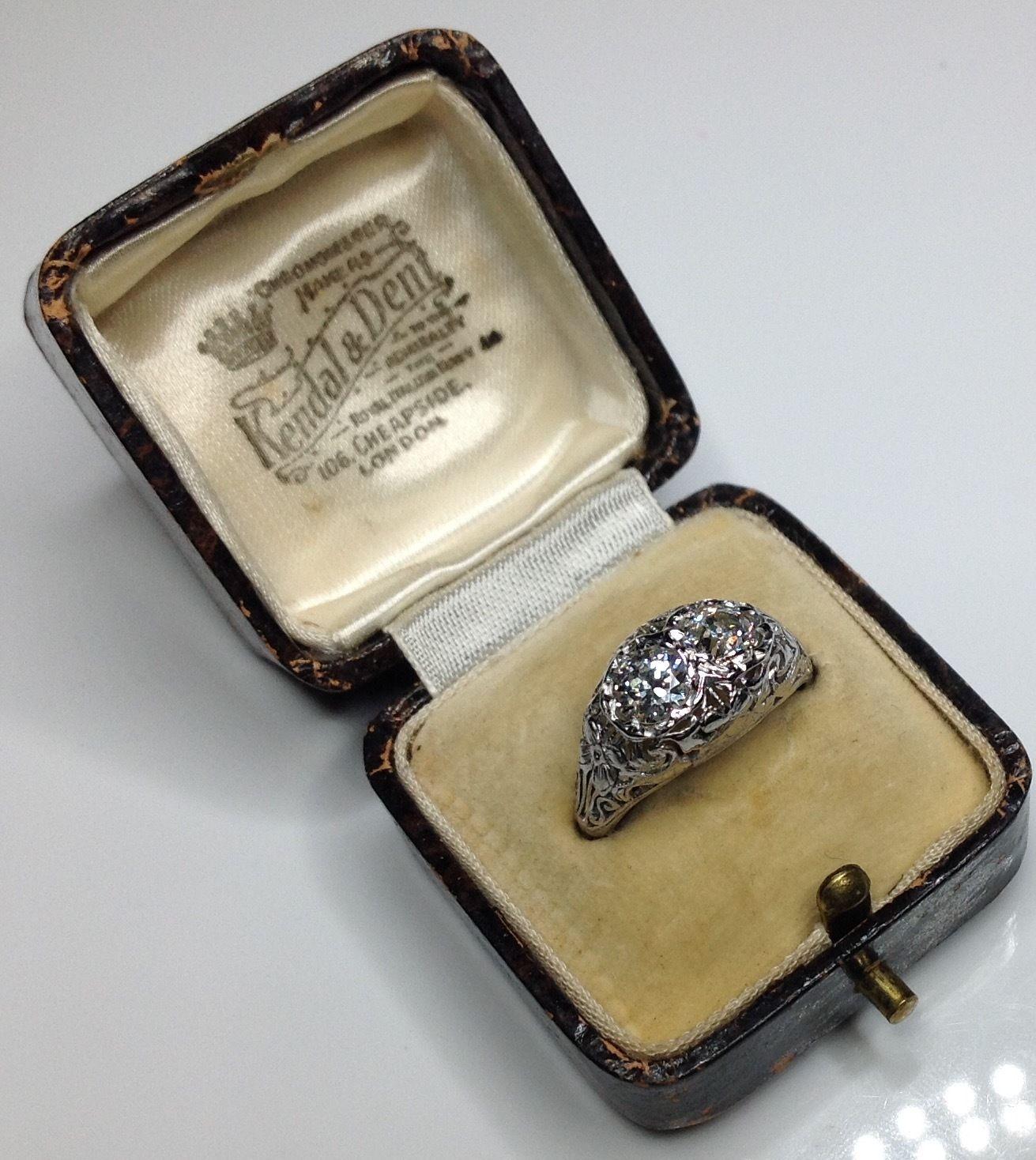 Antique Platinum 1.00 Carat Old European Cut Natural Diamond Engagement Ring For Sale 4