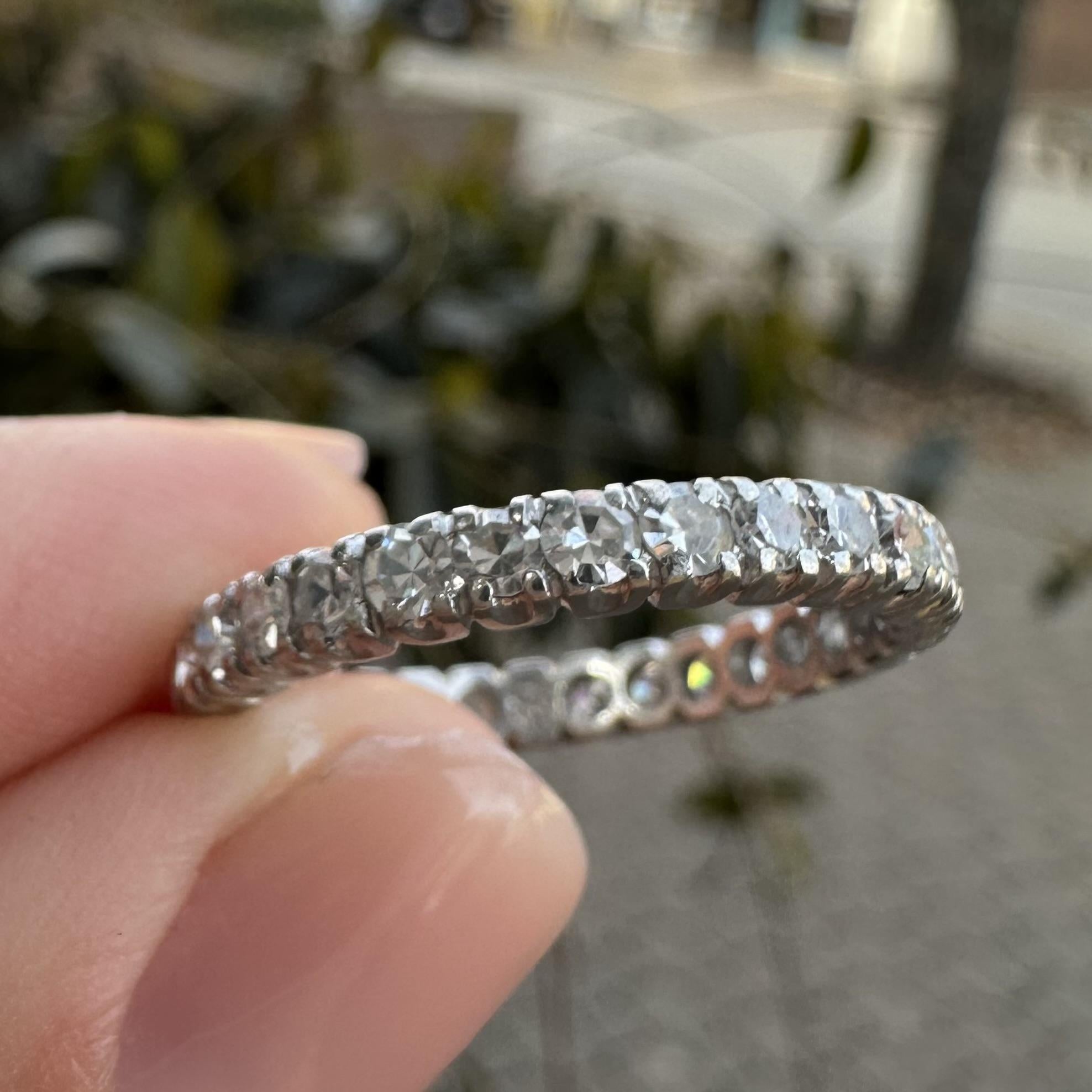 Antique Platinum 1.0ctw Old Single Cut Pave Diamond Eternity Band Ring im Angebot 4