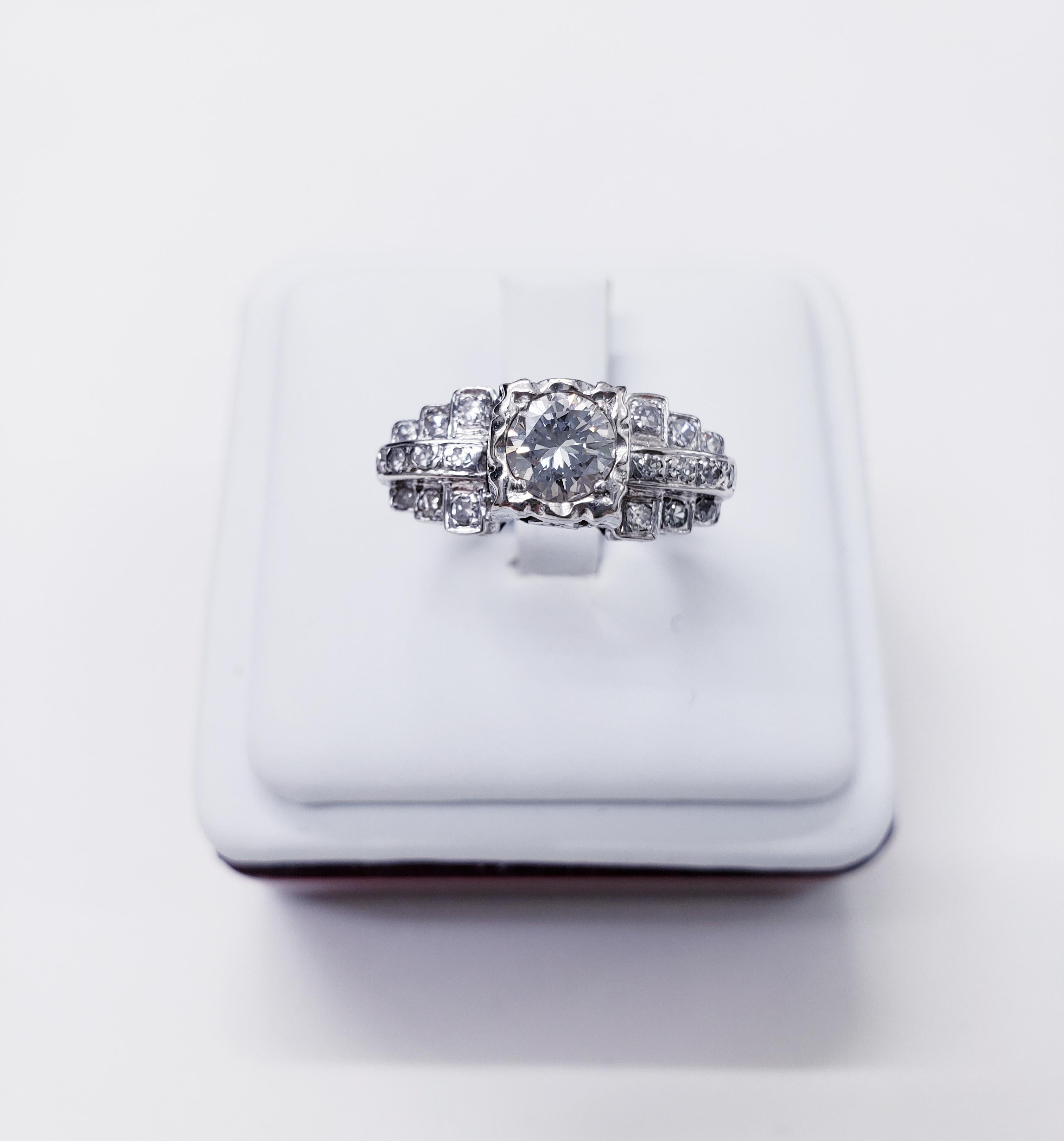 Artisan Bague de mariage ancienne en platine avec diamants de 1,25 carat en vente
