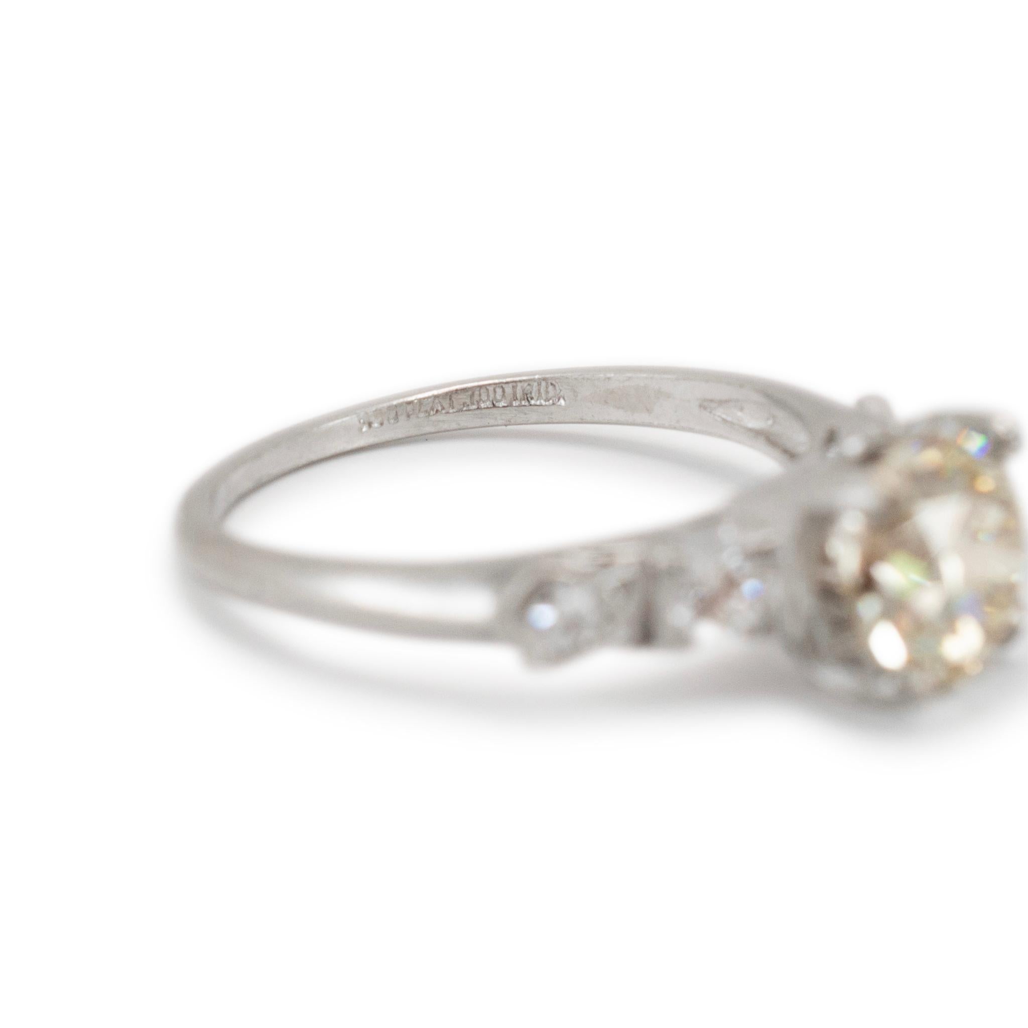 Bague de fiançailles ancienne en platine avec diamant taille européenne ancienne de 1,57 carat Pour femmes en vente