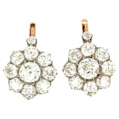 Boucles d'oreilles anciennes en or 18 carats et platine avec grappe de diamants taille vieille mine