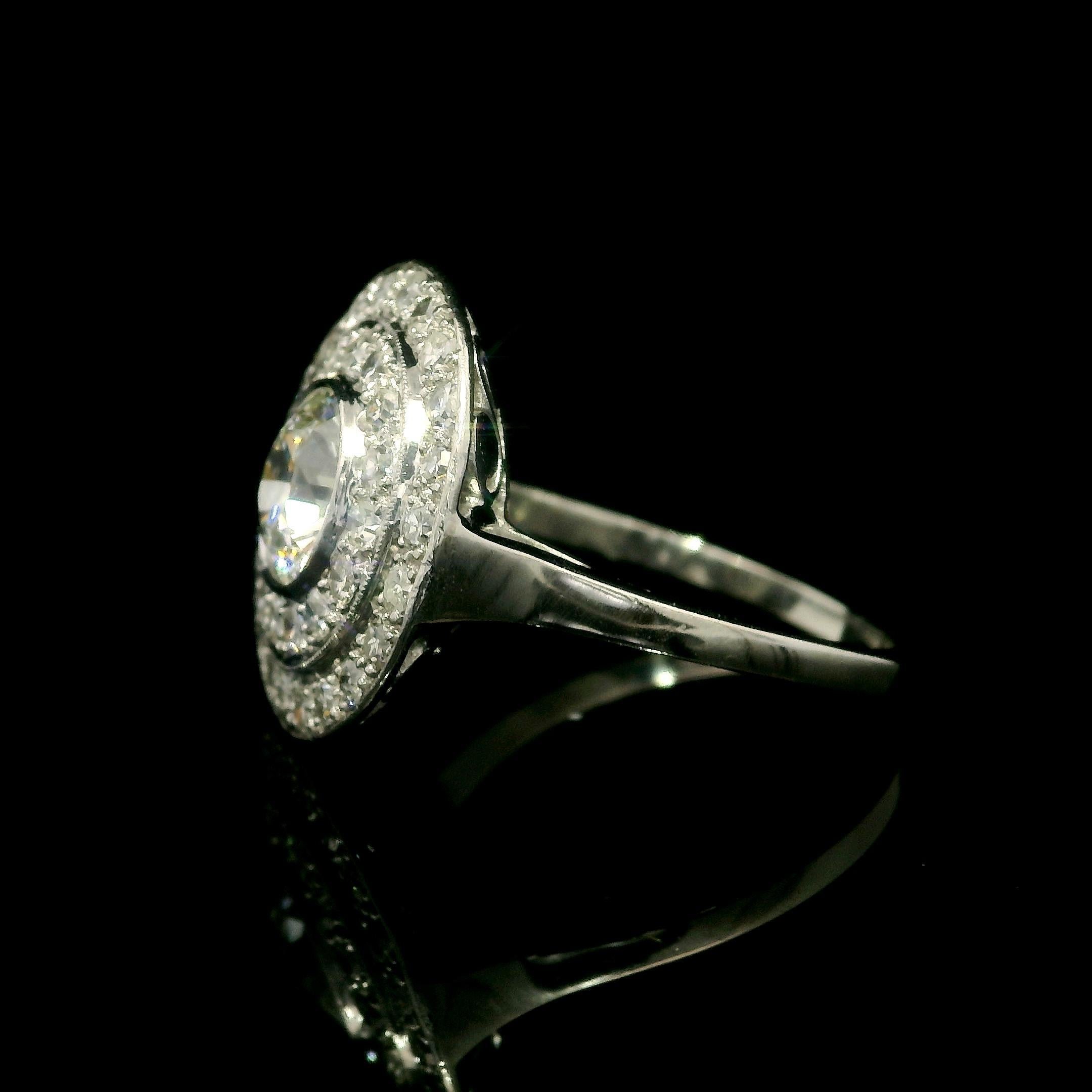 Antiker Platin 1,85 ctw Lünette Alter Diamant Konzentrischer Target Platin-Ring im Angebot 1