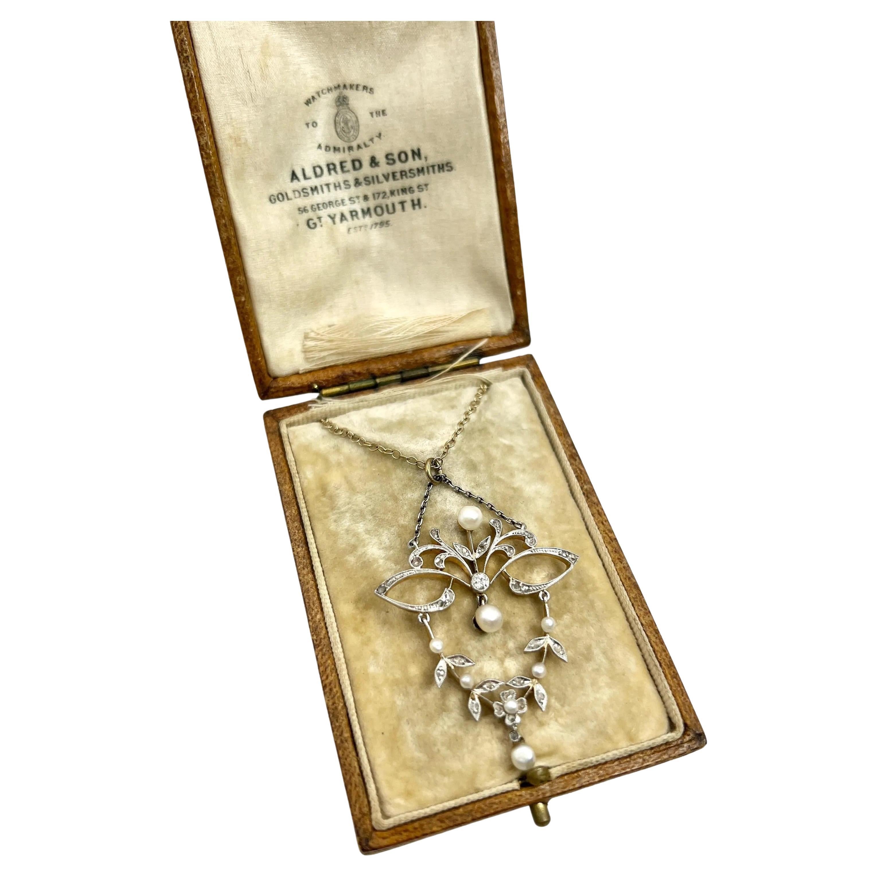 Antique Platinum & 18ct Gold Edwardian Diamond and Pearl Floral Design Necklace