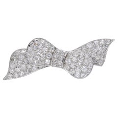 Broche en platine ancien 2.65tcw Old Euro Cut Diamond Bow Brooch