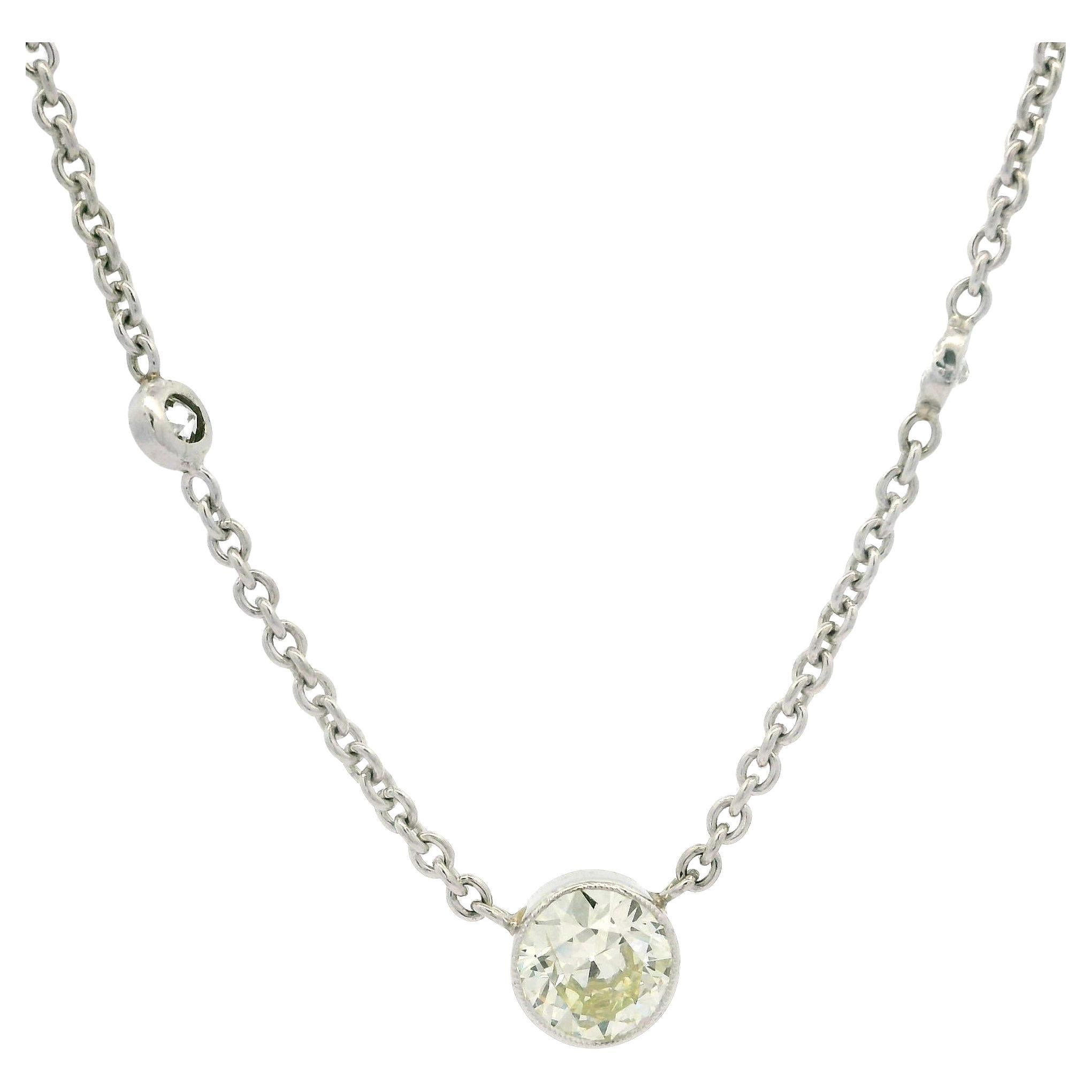 Collana a catena in platino antico con castone di diamanti taglio vecchio da 2,70 ct. in vendita