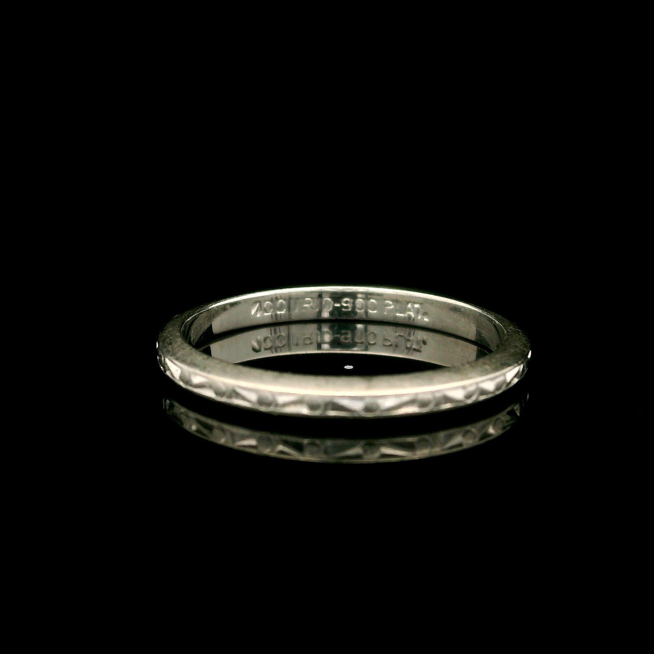 Antique Platinum 2mm Scroll Work Eternity Band Ring Sz 5.5 In Good Condition For Sale In Montclair, NJ