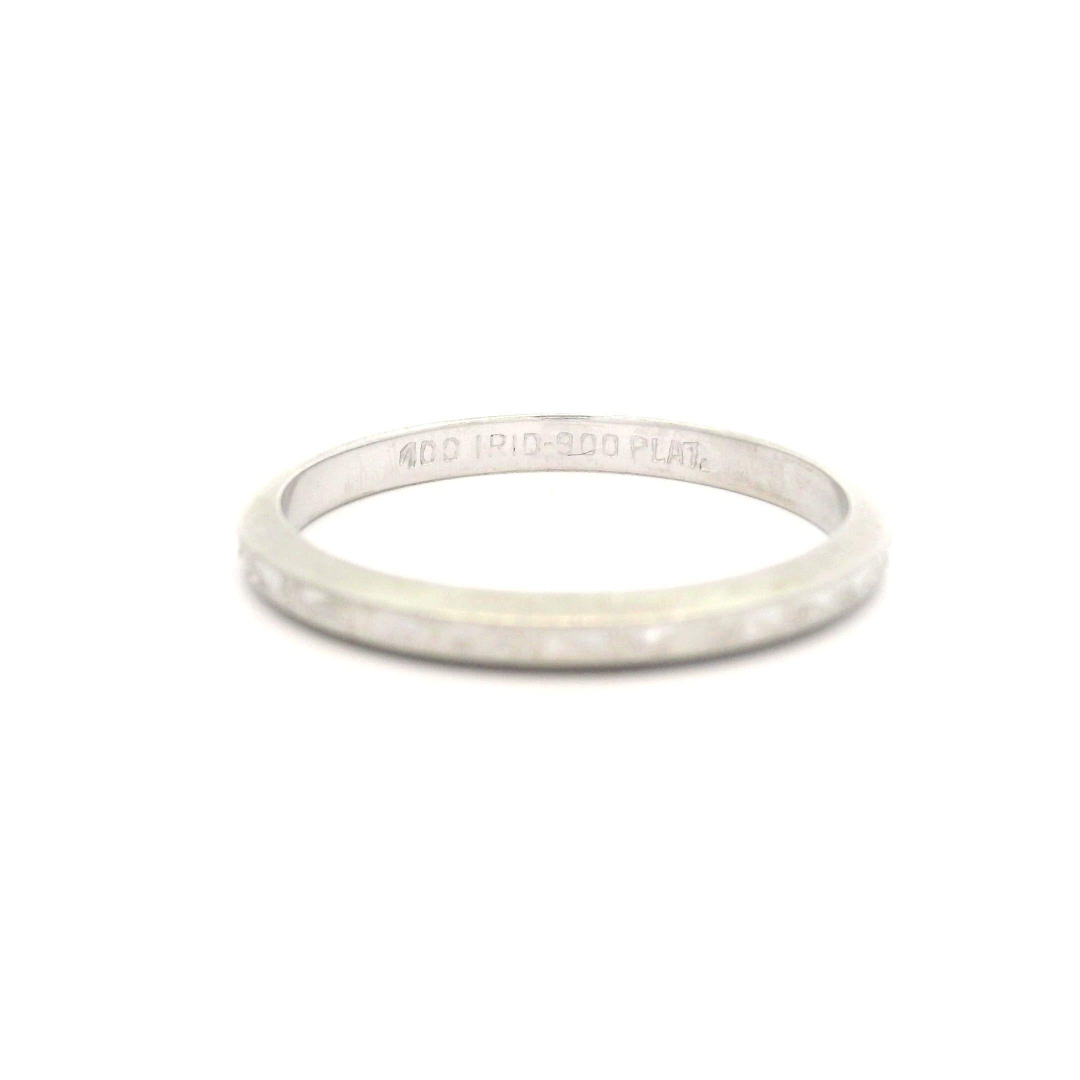 Women's Antique Platinum 2mm Scroll Work Eternity Band Ring Sz 5.5 For Sale