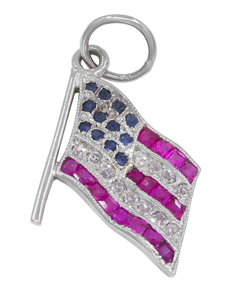 Antique Platinum American Flag Charm In Excellent Condition In New York, NY