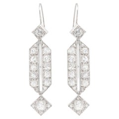 Boucles d'oreilles pendantes en platine et diamants anciens