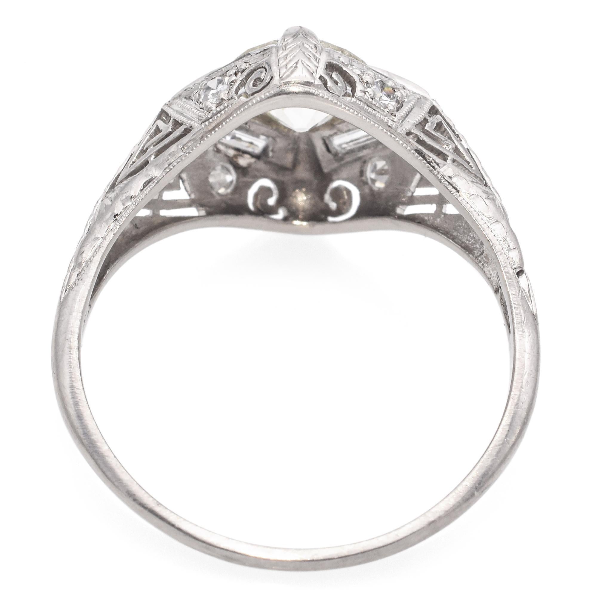 Antique Platinum Art Deco 0.82ct Old European Cut Diamond Filigree Ring GIA In Good Condition In New York, NY
