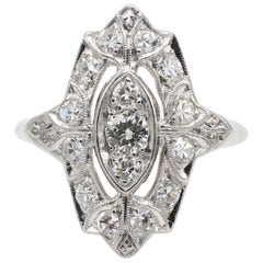 Bague navette Art déco en platine ancien avec diamants