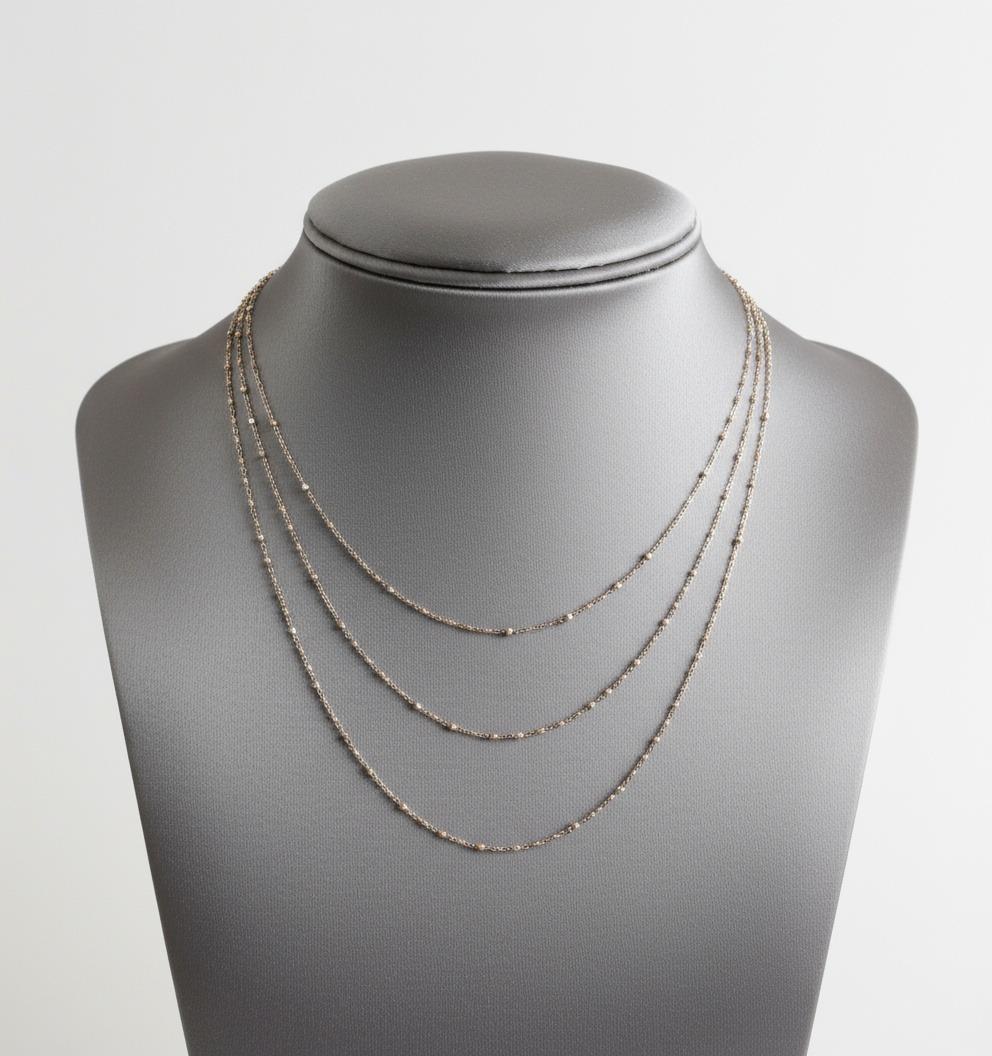 da uomo o donna Antique Platinum Chain with Natural Micro Pearls 58 inches in vendita