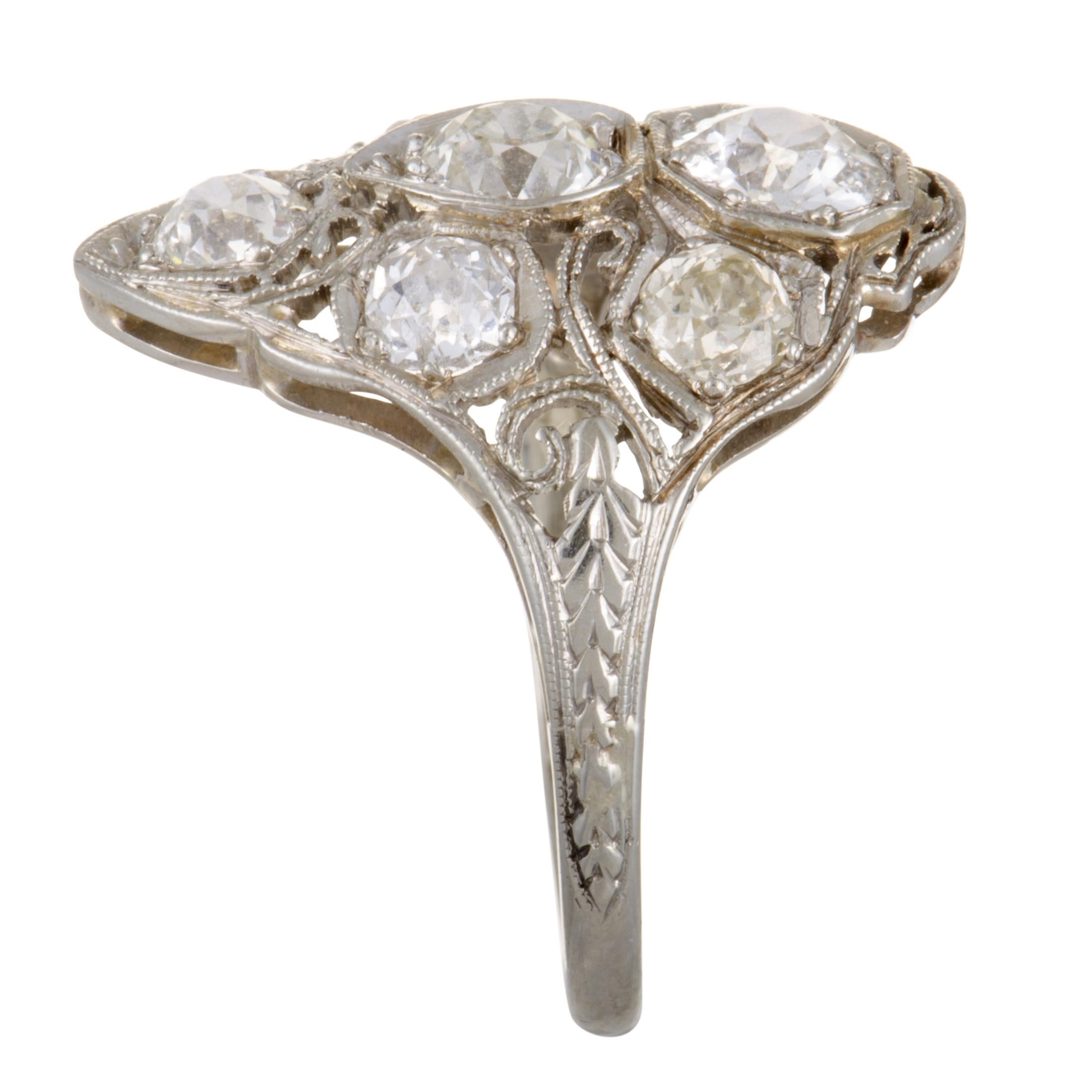 Antique Platinum Diamond Filigree Ring In Excellent Condition In Southampton, PA