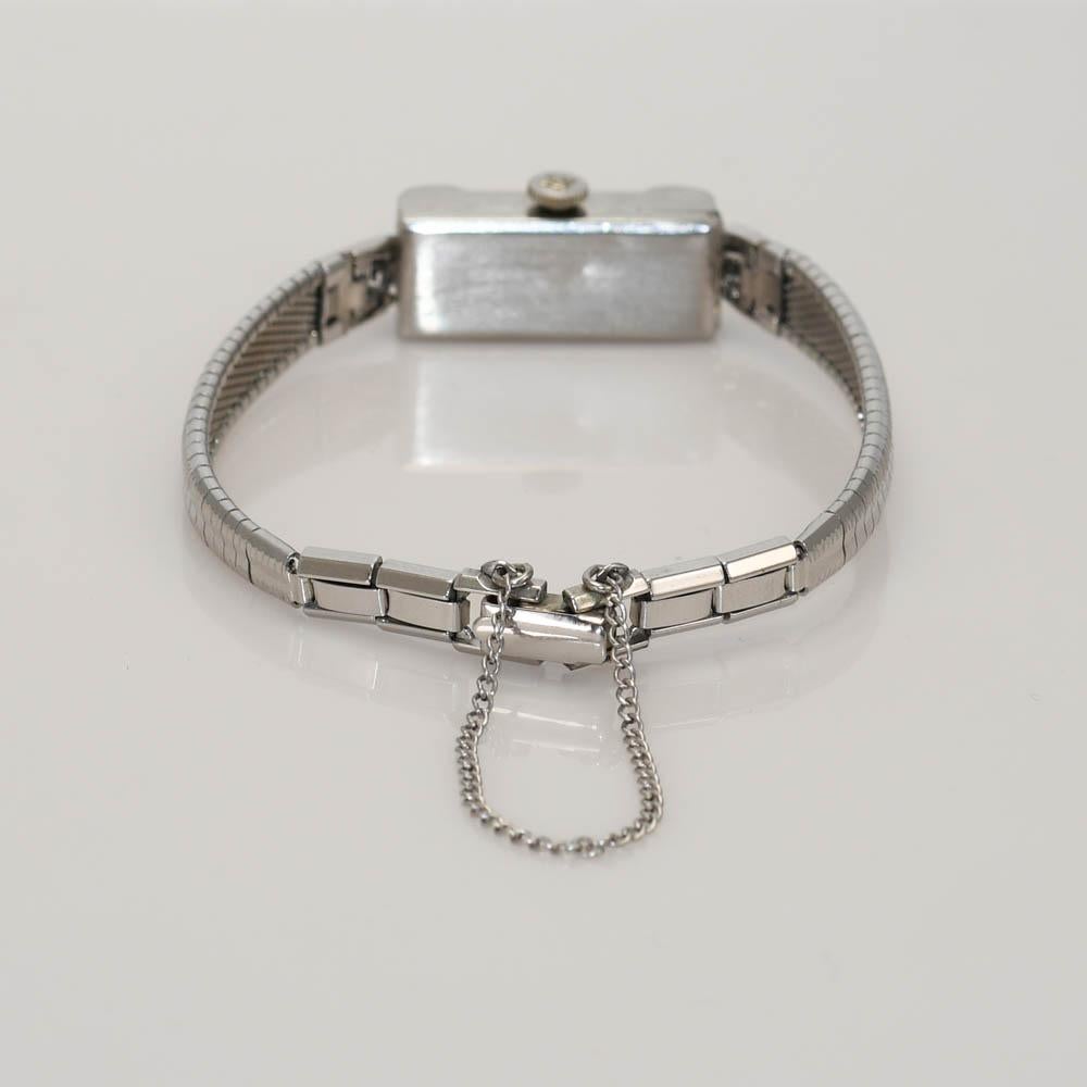 Montre Hilton ancienne en platine et diamants en vente 1