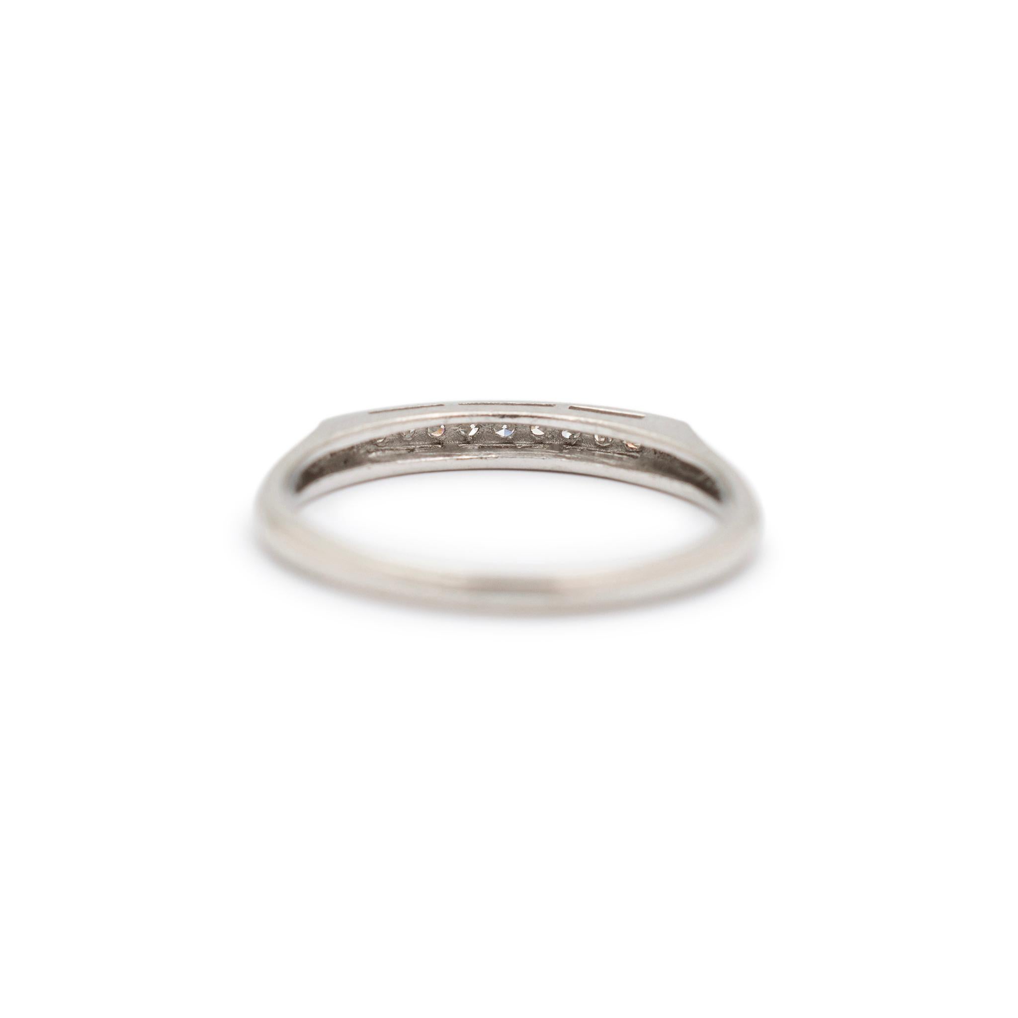 Women's Antique Platinum Diamond Wedding Band Ring