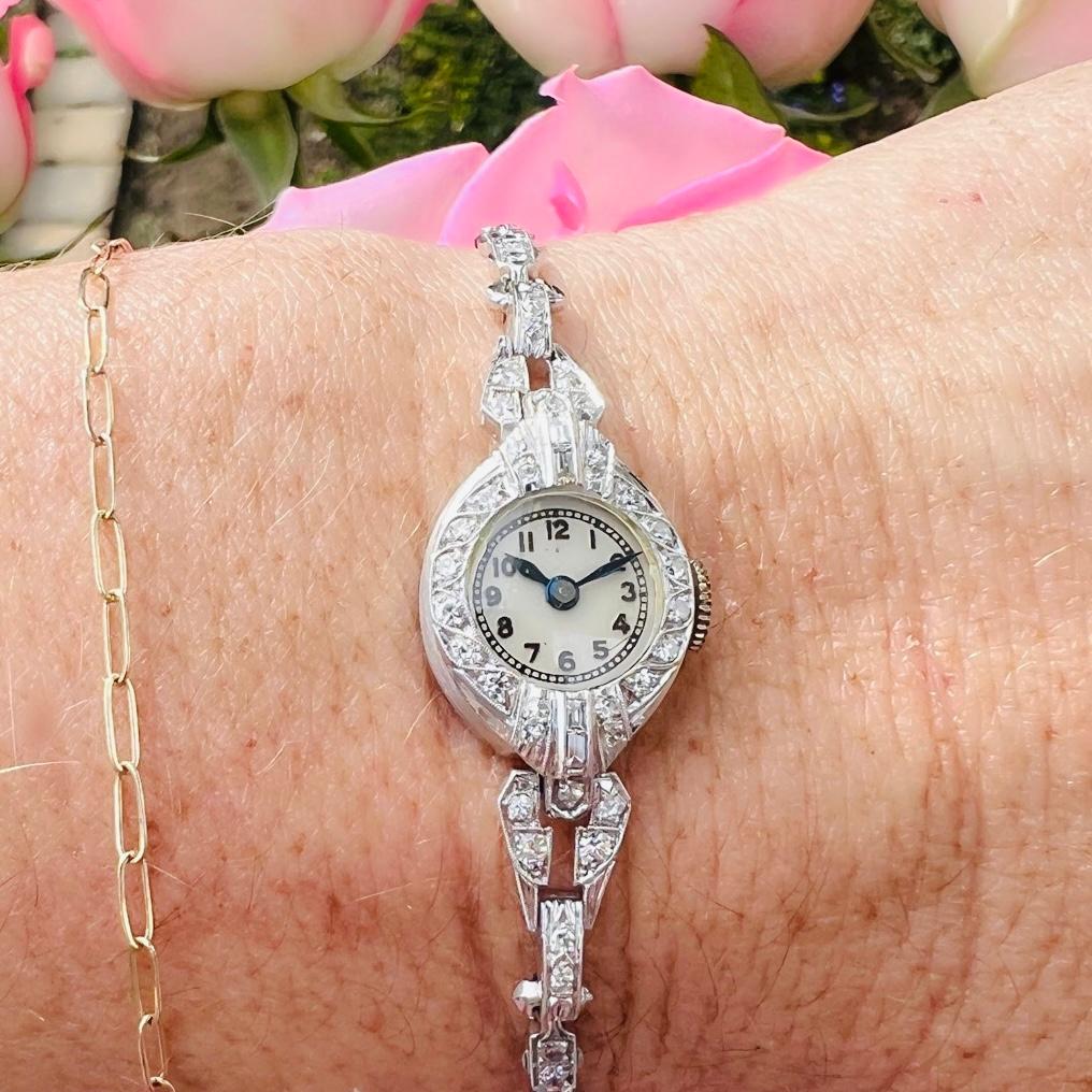 Antike Platin-Diamant-Armbanduhr Damen im Angebot