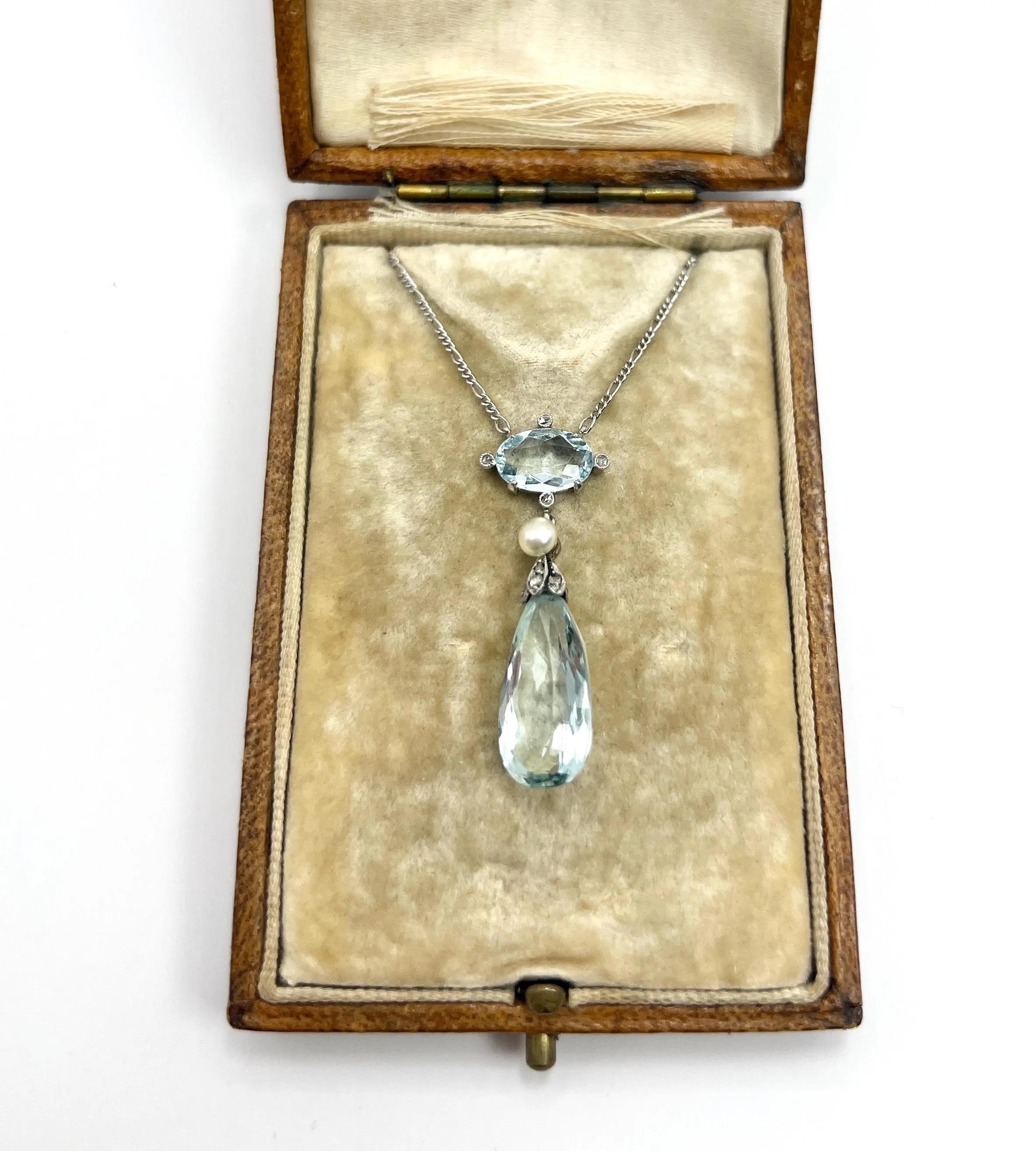 Collar Colgante Lágrima Antiguo Edwardiano de Platino Aguamarina, Diamantes y Perlas en venta 5