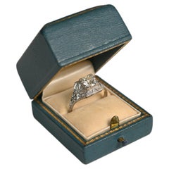 Antique Platinum Engagement Ring. 1ct Old European Cut Diamond Accent Ring JVS1