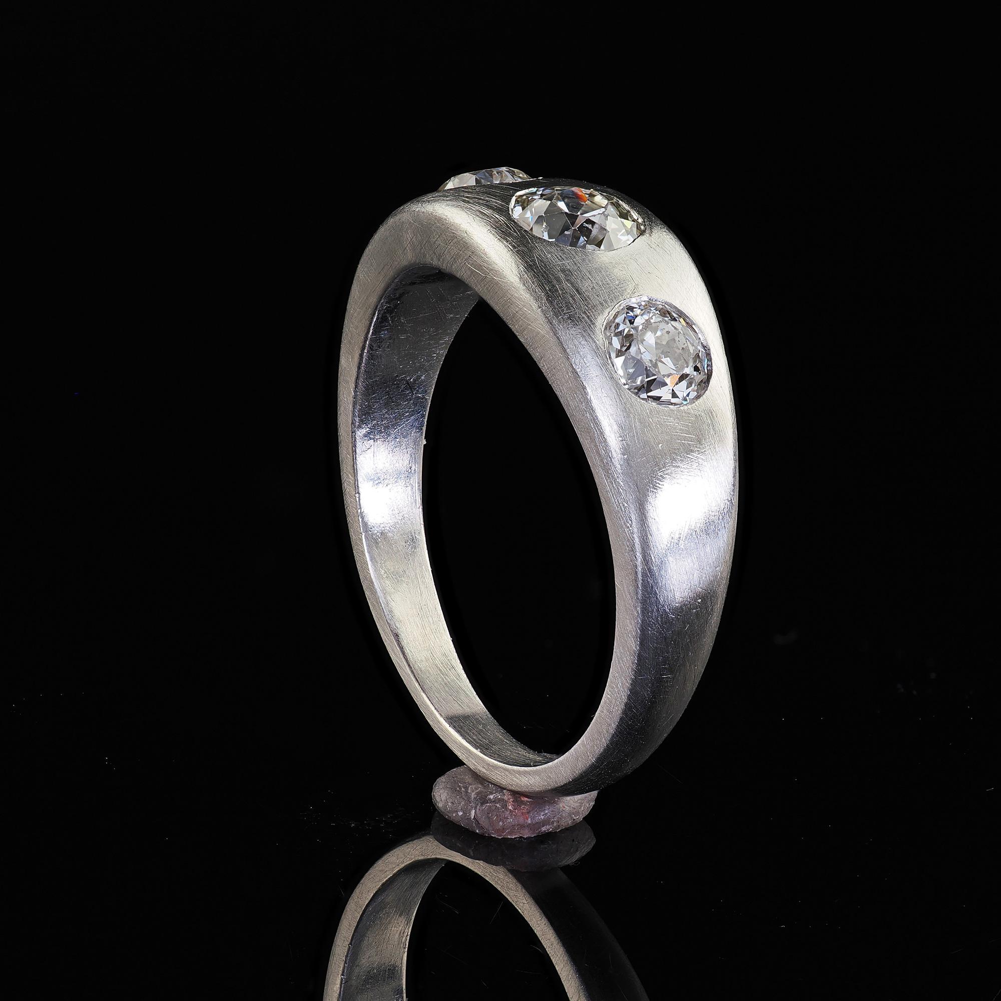 Antique Platinum Old European Cut Diamond Three Stone Flush Set Ring For Sale 4