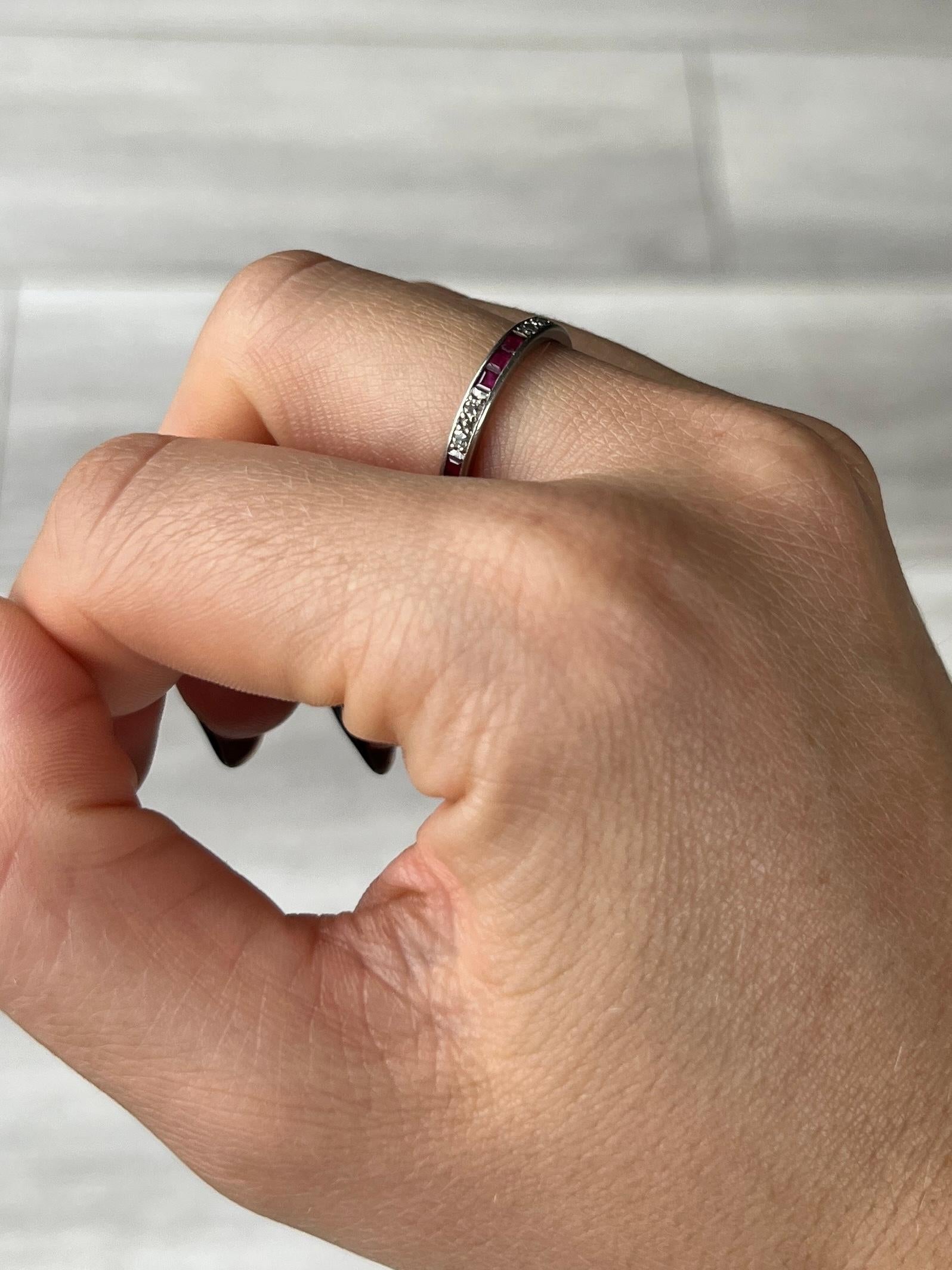 Antique Platinum Ruby and Diamond Full Eternity Band Ring In Good Condition For Sale In Chipping Campden, GB