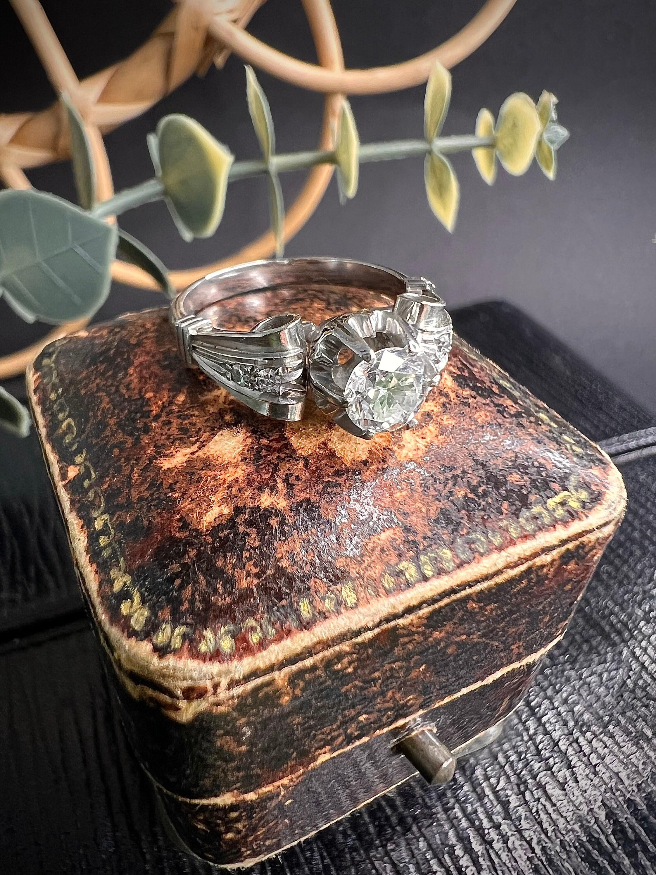 Antique Platinum Single Stone Diamond Engagement Ring For Sale 3