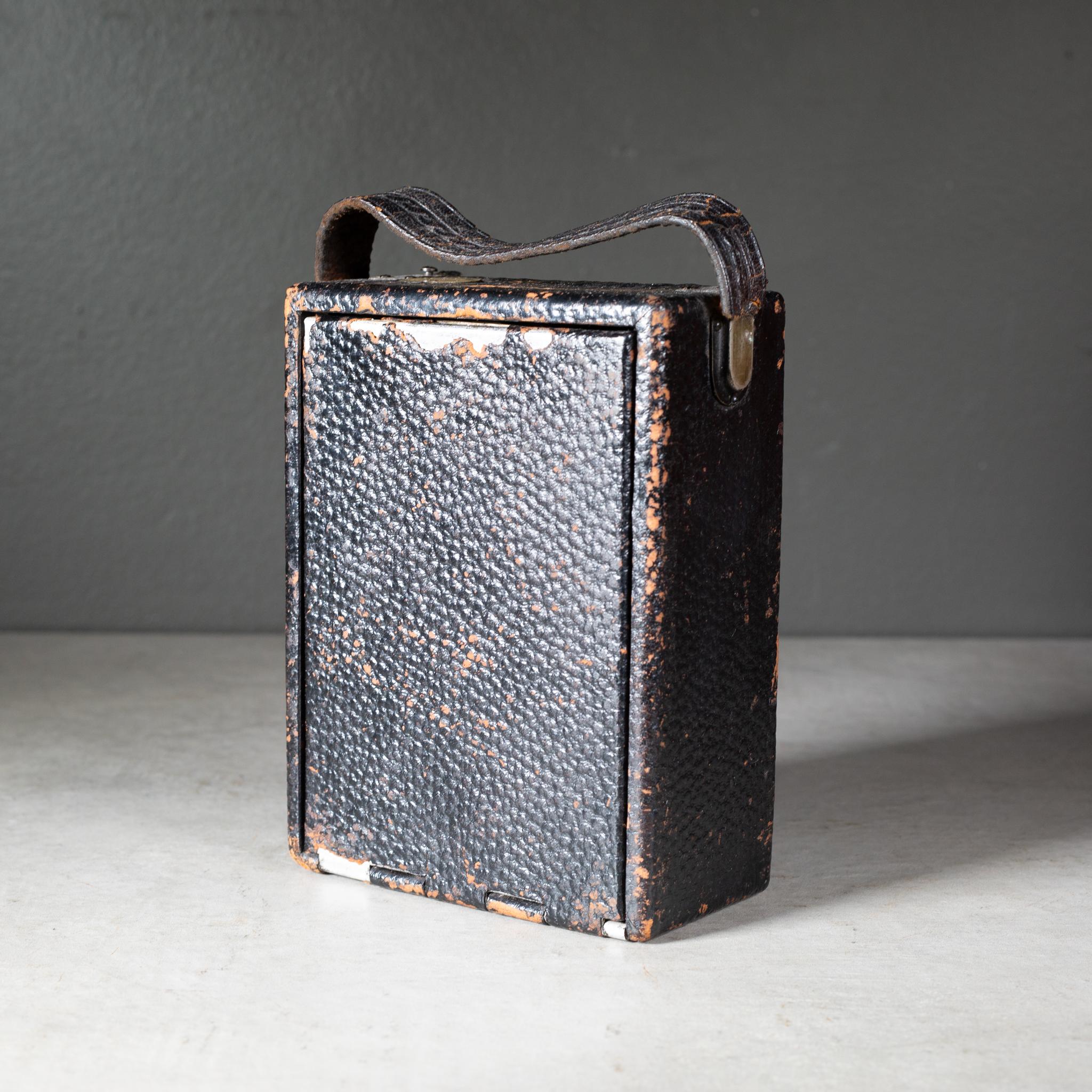 Vittoriano Antico Pocket Poco della Rochester Optical Co. Macchina fotografica Foldes c.1903 in vendita