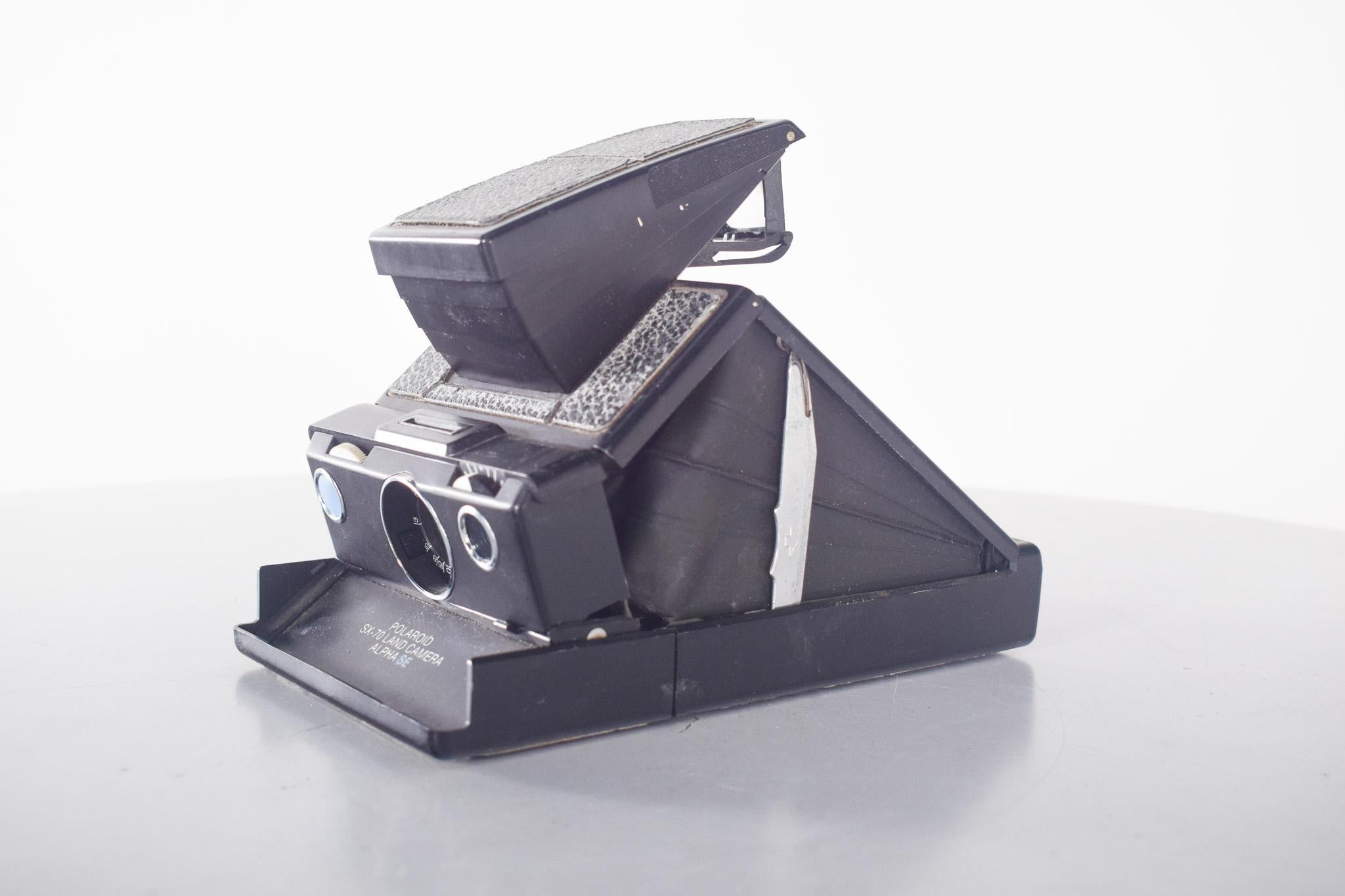 Mid-Century Modern Camera Polaroid ancienne Alpha SE, SX 70. en vente