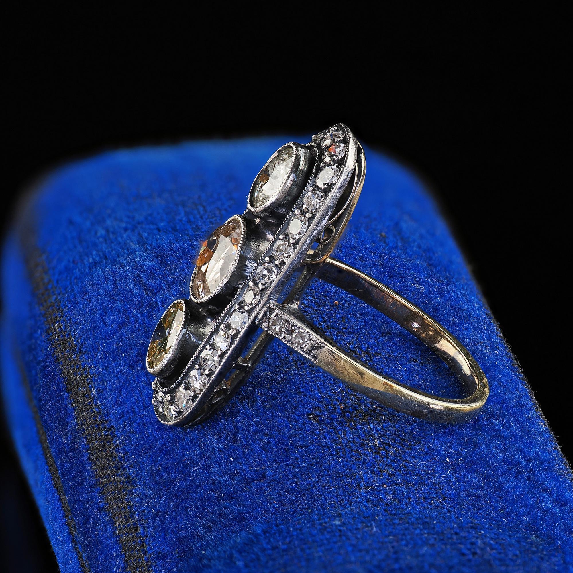 Women's Antique Polish Art Deco 14K Gold Silver Old European Diamond Three Stone Ring For Sale