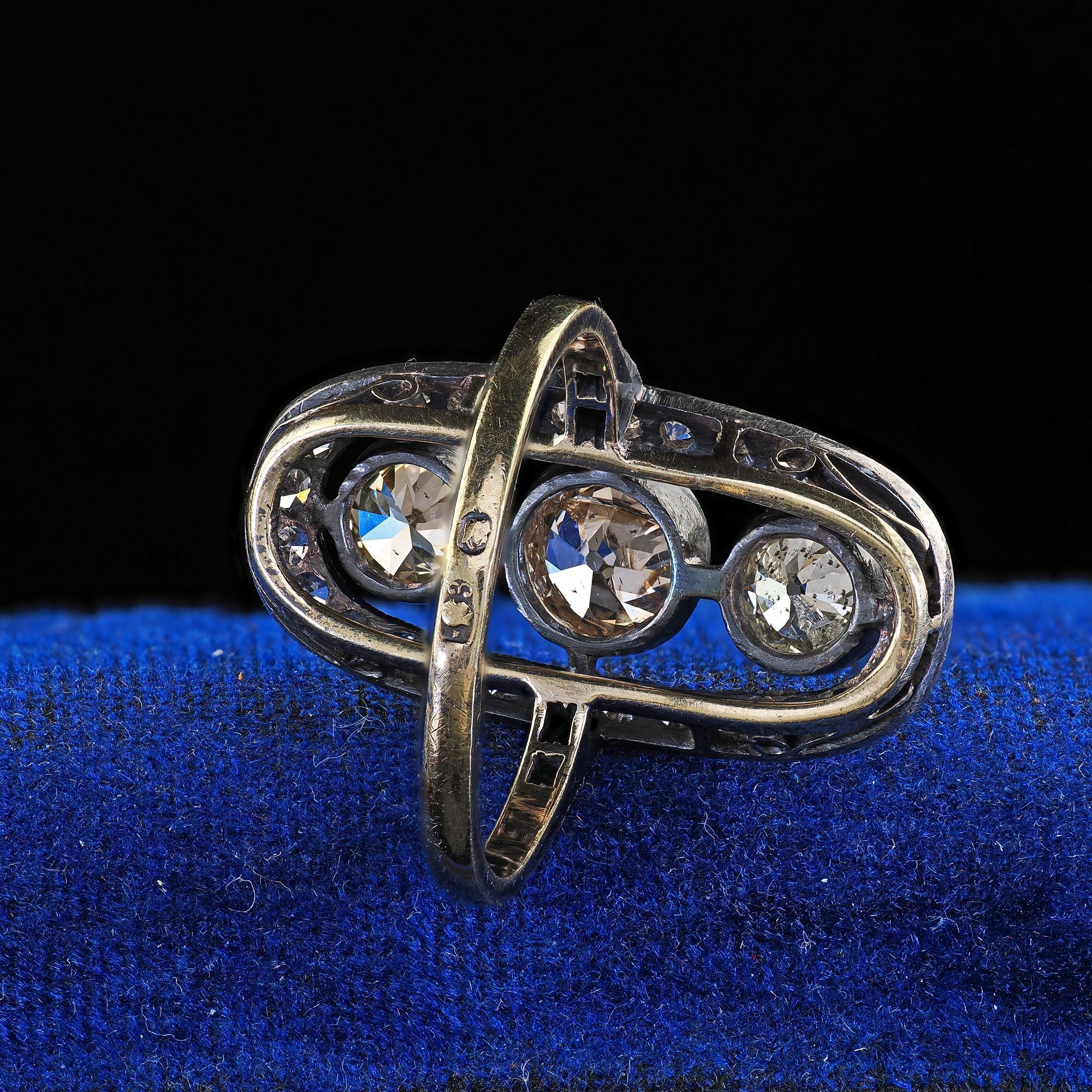 Antique Polish Art Deco 14K Gold Silver Old European Diamond Three Stone Ring For Sale 2
