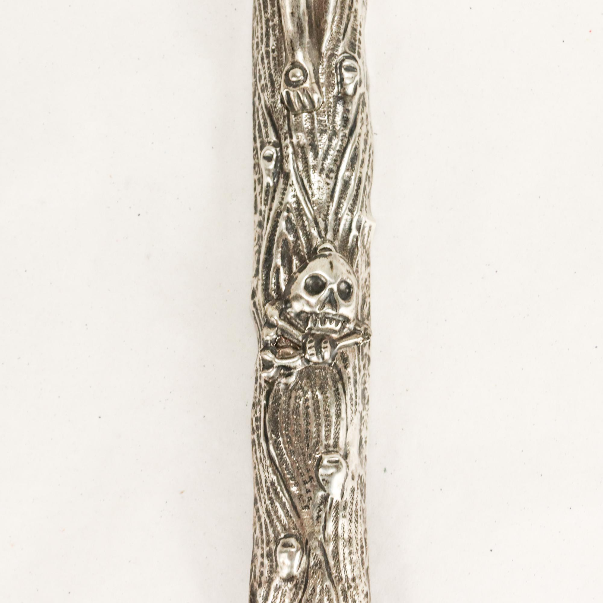 XIX secolo Croce o crocifisso ortodosso orientale antico in argento massiccio polacco