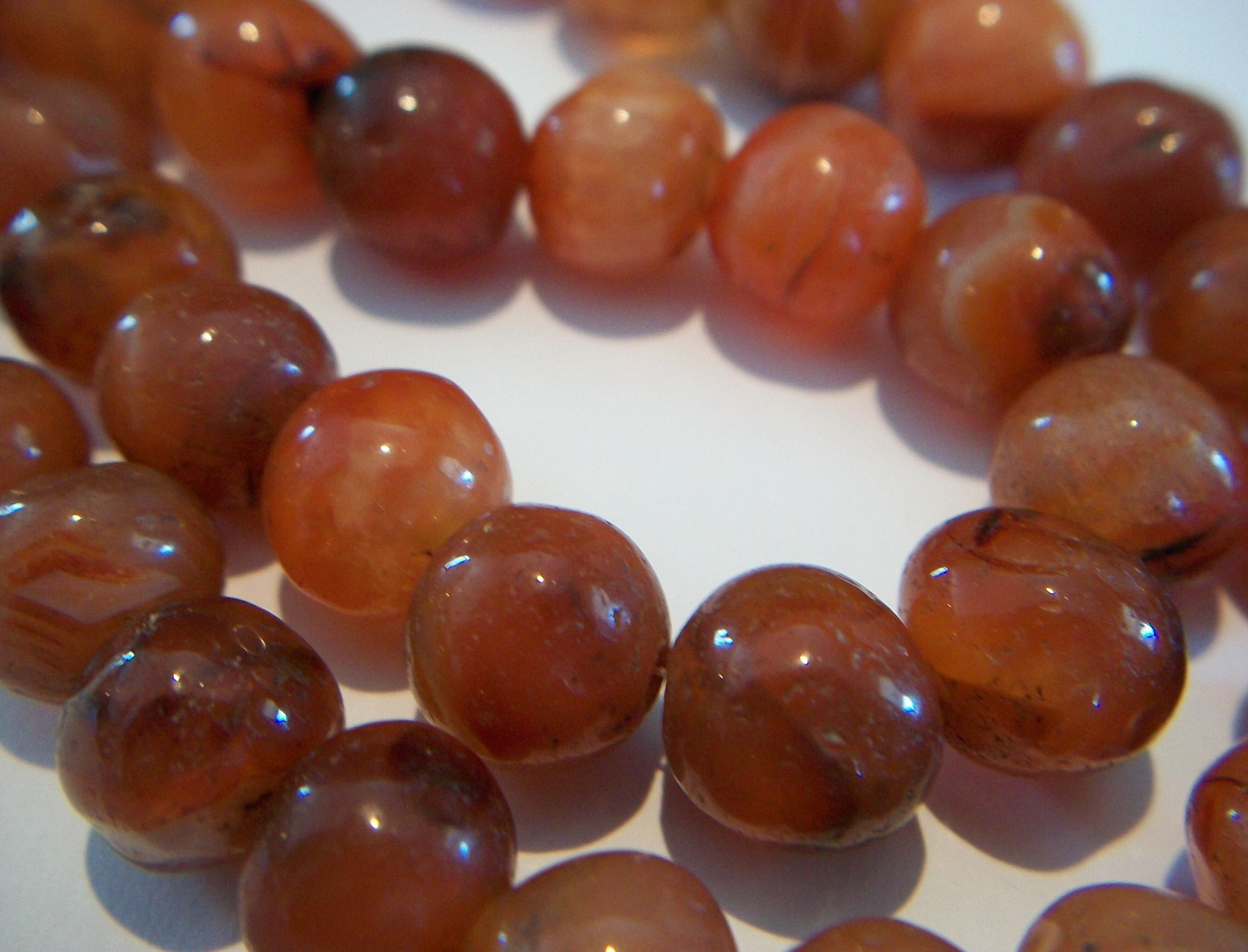 Antique Polished Baltic Amber Bead Necklace - 61 Grams - EU - Early 20th Century 5