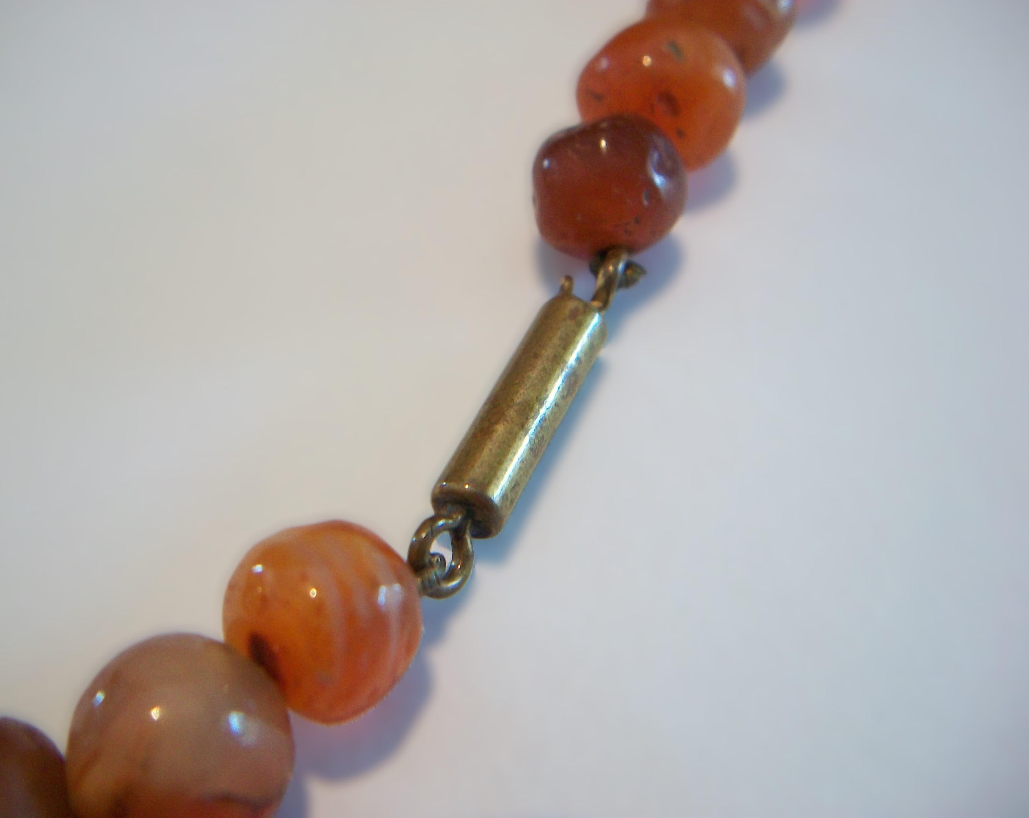 Antique Polished Baltic Amber Bead Necklace - 61 Grams - EU - Early 20th Century 7