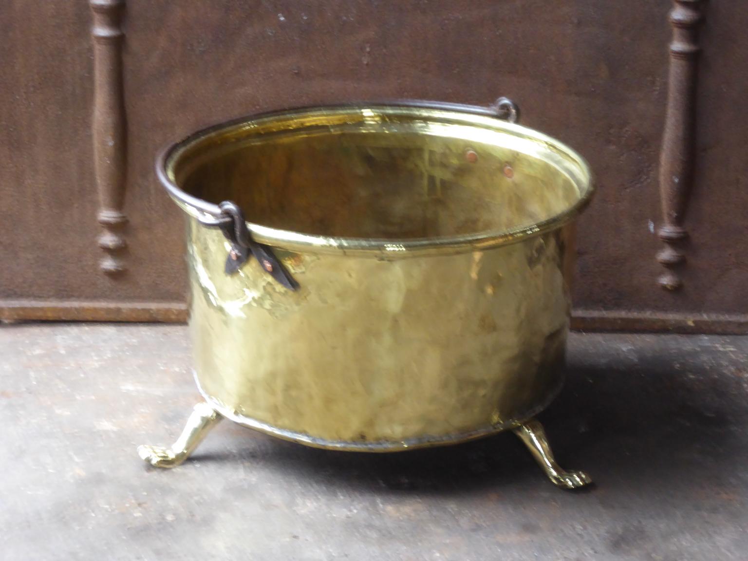 18th-19th century French neoclassical log holder, log bin made of polished brass and wrought iron.







   