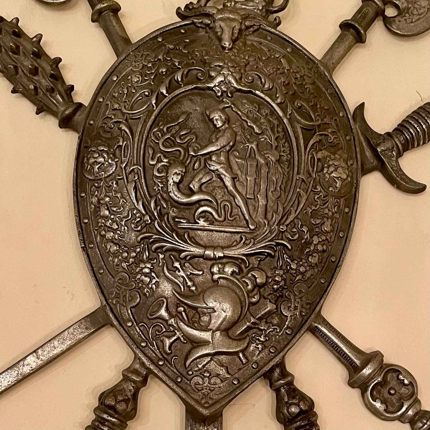 Antique Polished Steel Coat of Arms, Circa 1890-1900. Bon état - En vente à New Orleans, LA