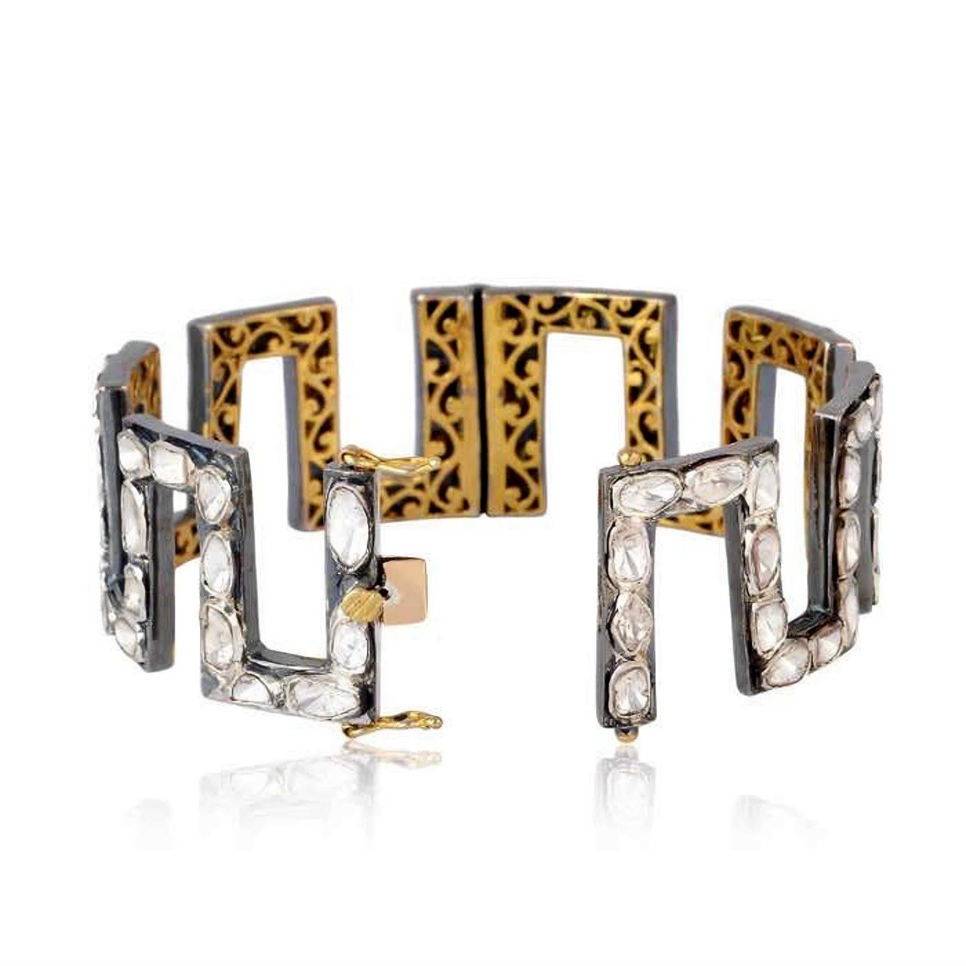 Antique Polki Diamond bangle  Bracelet Natural Diamond Victorian Bracelet In New Condition For Sale In Chicago, IL