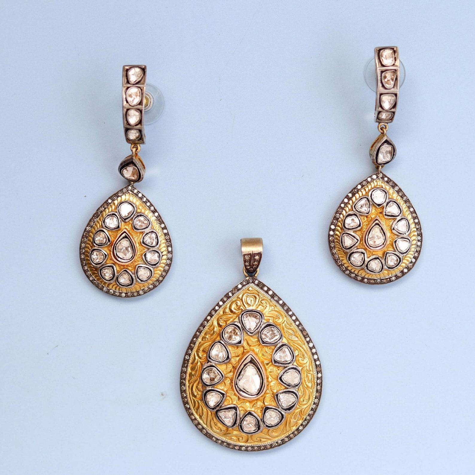 Boucles d'oreilles Polki et diamants anciens  Pendentif 3 pièces Bijoux Victoriens Pour femmes en vente