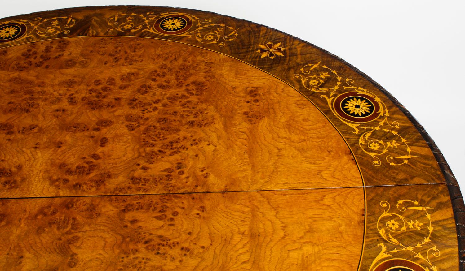Antique Pollard Oak and Marquetry Oval Victorian Dining Table, 19th Century 4