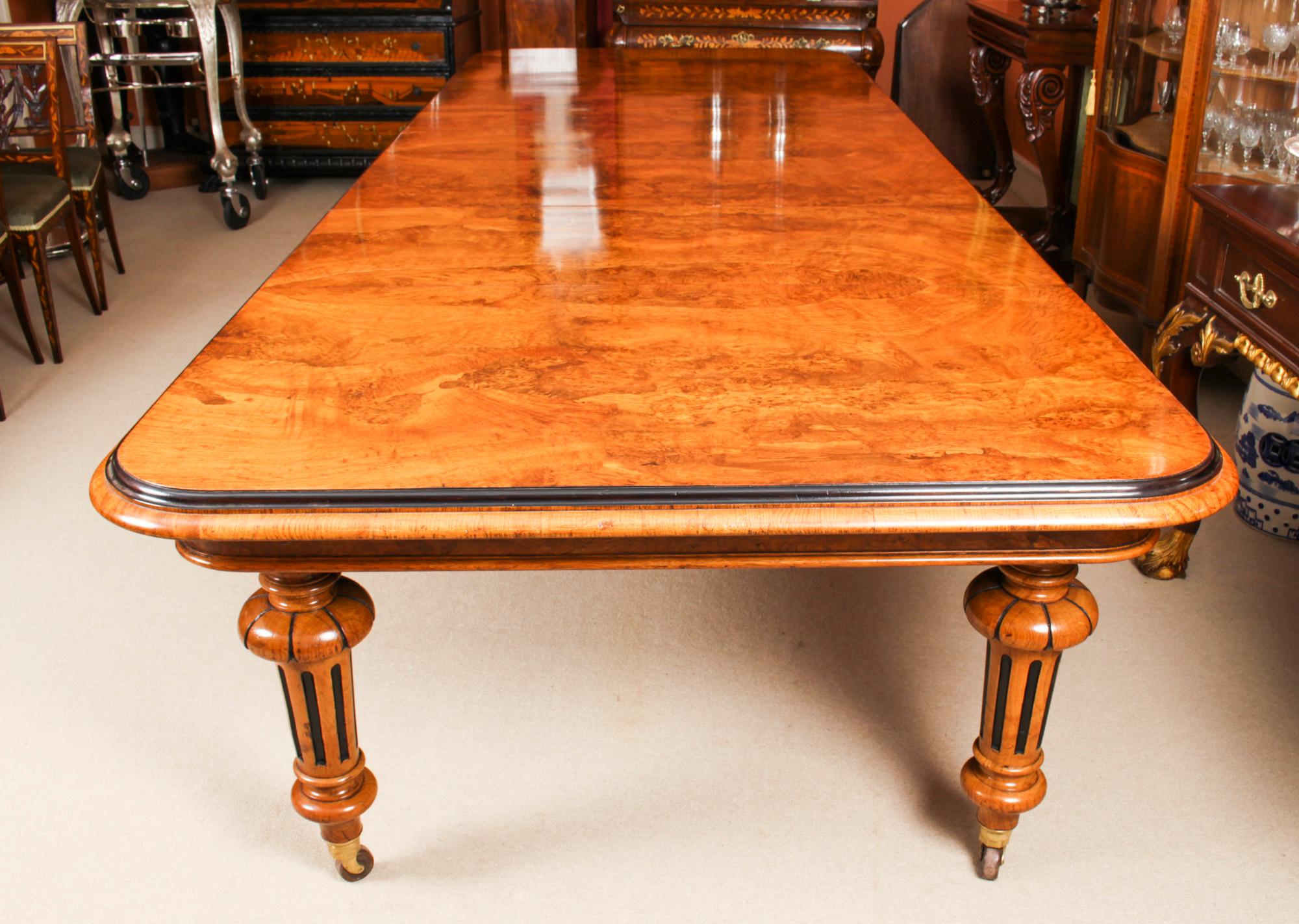 Antique Pollard Oak Victorian Extending Dining Table 19th C & 12 Swagback Chairs In Good Condition In London, GB
